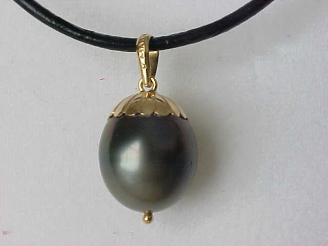13.7MM X 16MM GENUINE BLACK SOUTH SEA TAHITIAN PEARL PENDANT 18K YELLOW GOLD