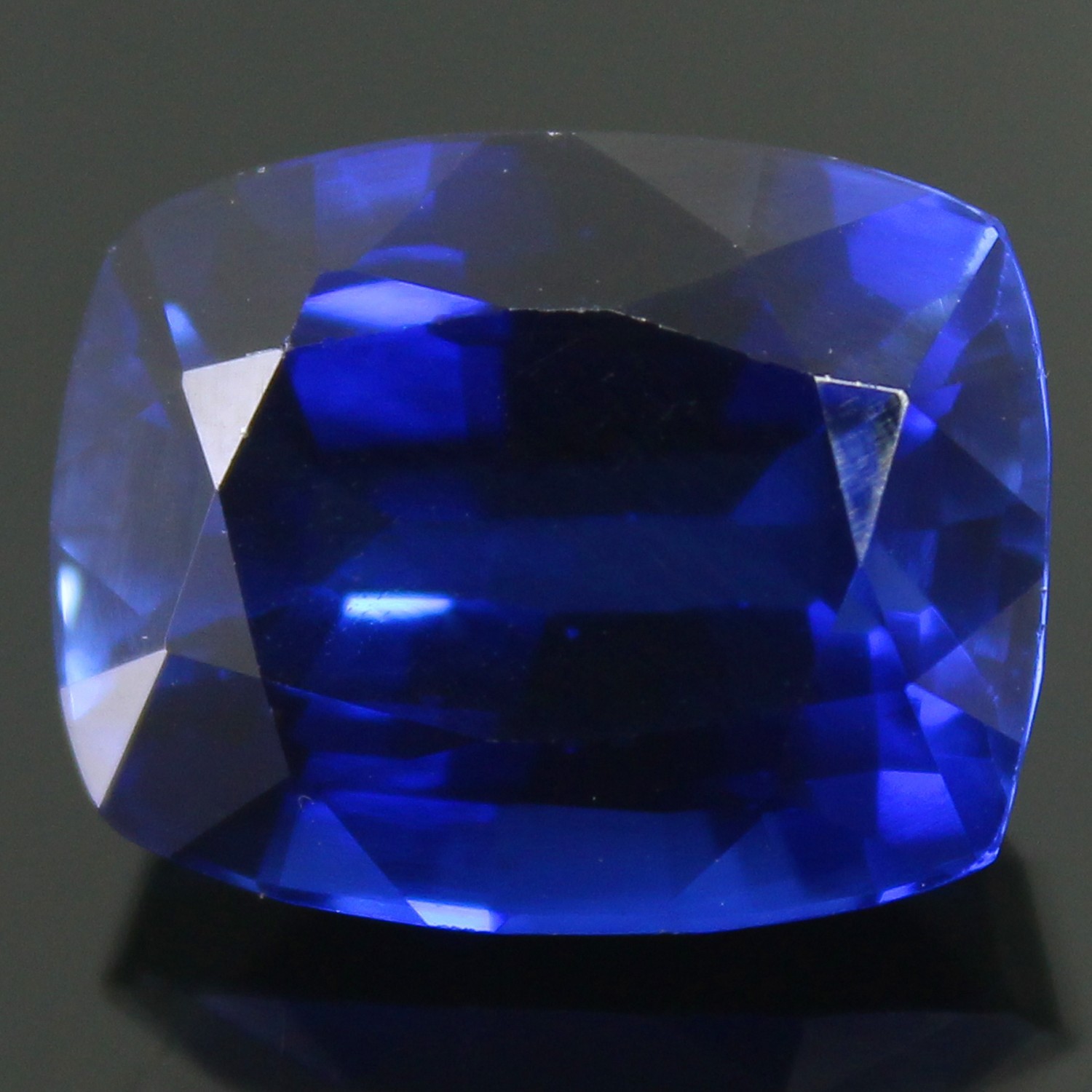 Natural 11.70 Ct Certified Ceylon Blue Sapphire 14×11 MM Cushion Loose Gemstone