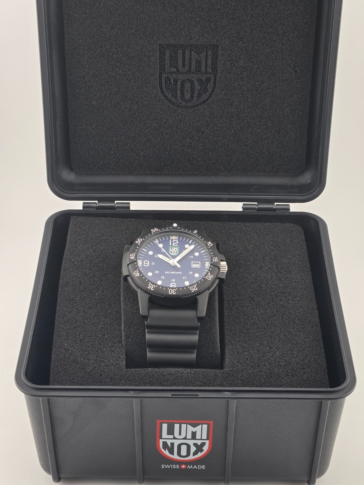 Luminox Men’s Sea Bass CARBONOX Blue Dial Rubber Strap Watch – X2.2003 NEW