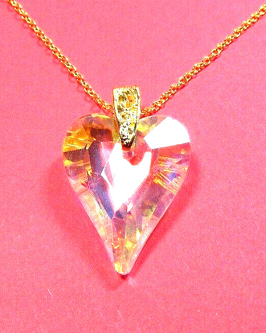Women’s Clear Crystal Heart Pendant 20″ Gold Tone Chain Necklace – NWOT (#3372)