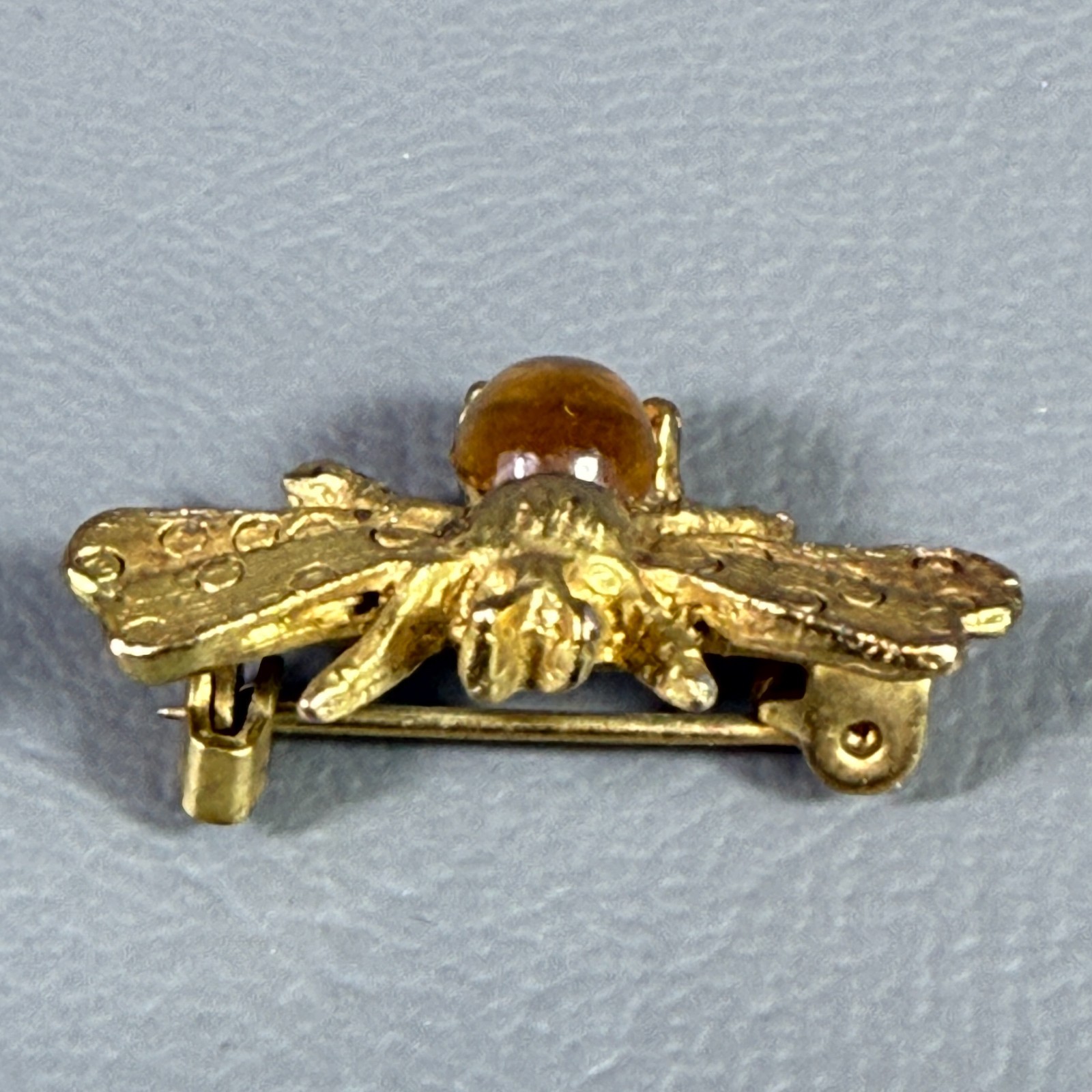 Vintage Bumble Bee Gold Tone Yellow Gemstone Brooch Pin Bug Insect 1″ 4.38gram