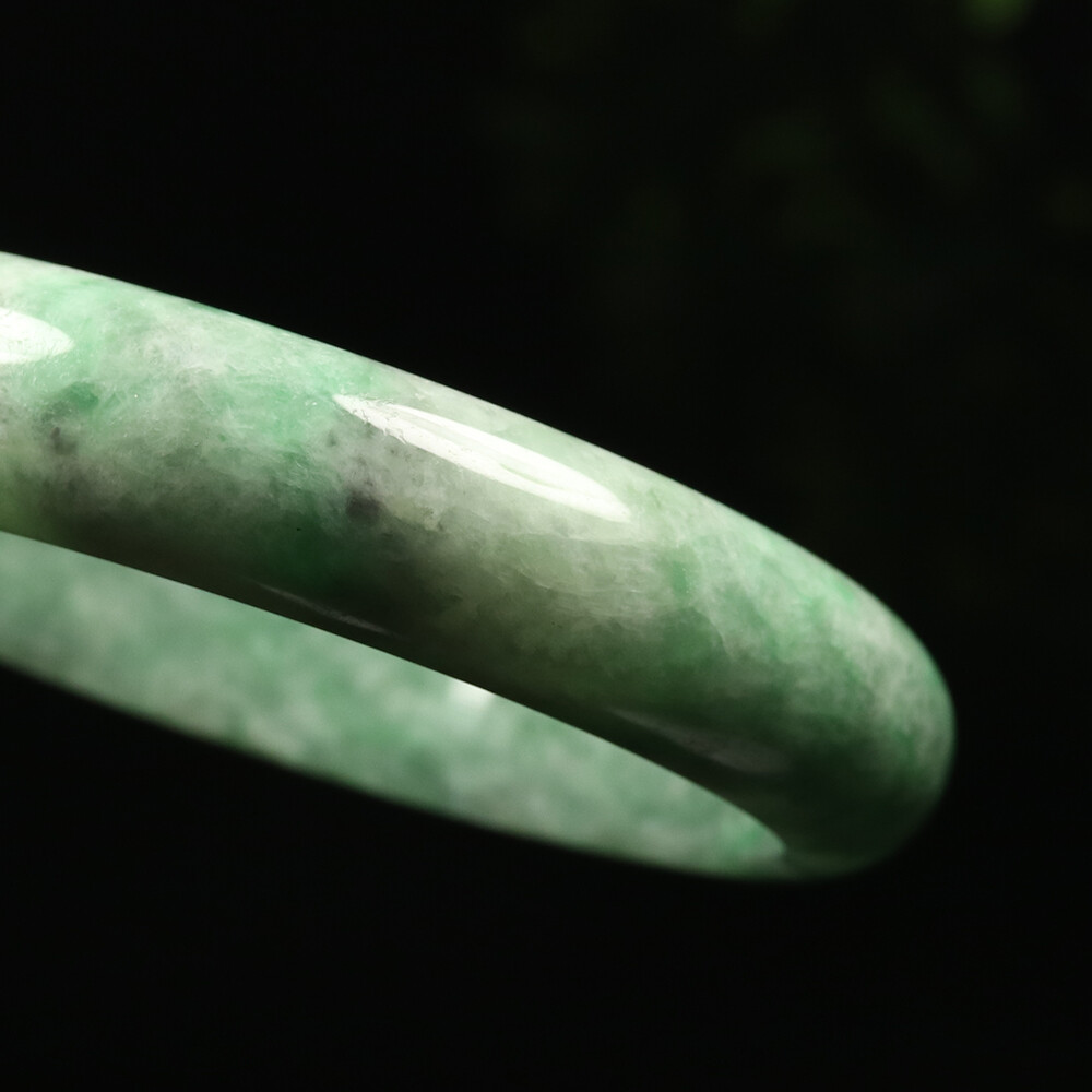 61mm Certified Grade A 100% Natural Green Jadeite Jade Bangle Bracelet SEC02089