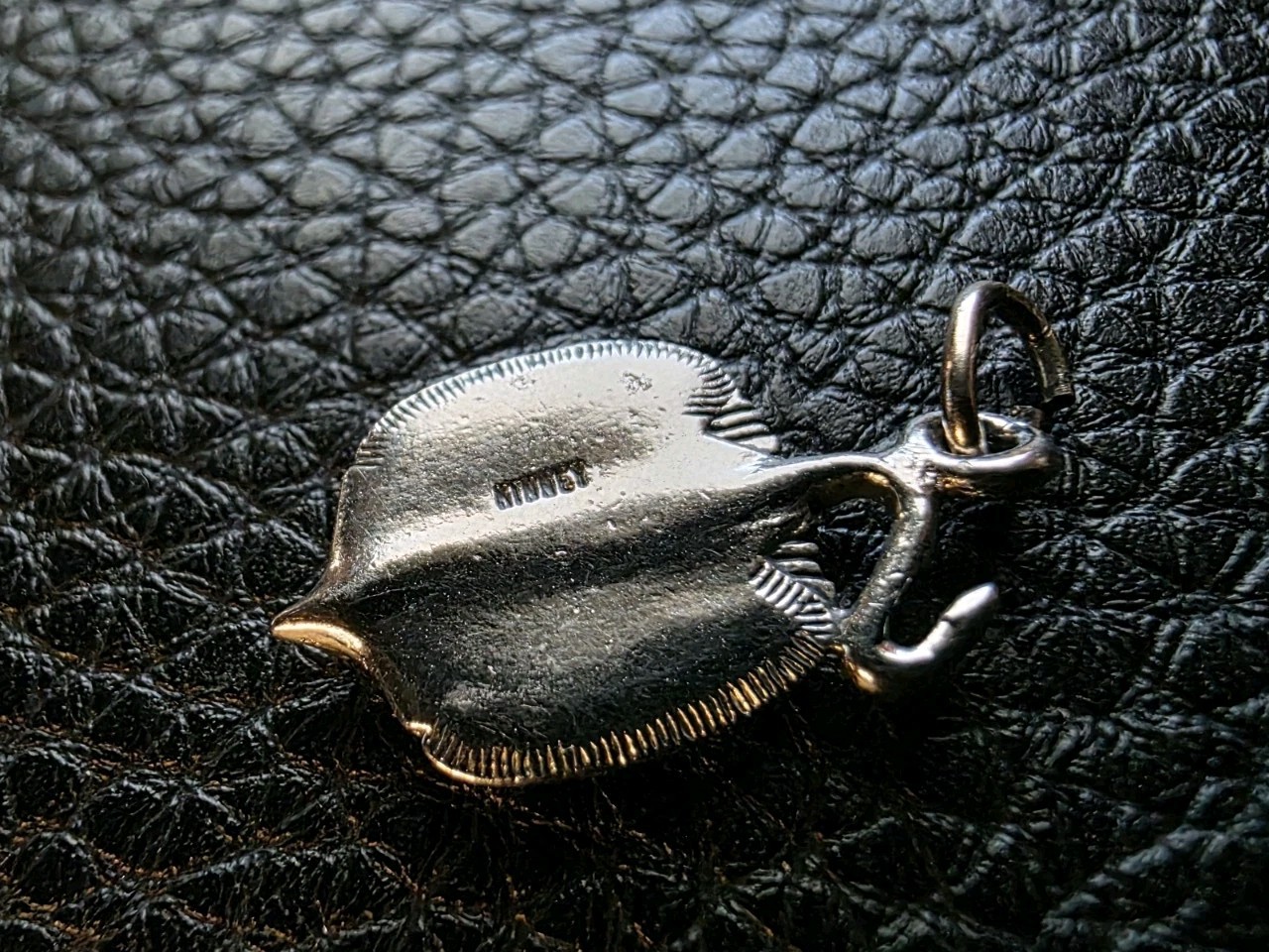Vintage Stingray Charm Kinney Silver Tone Pendant 3/4″