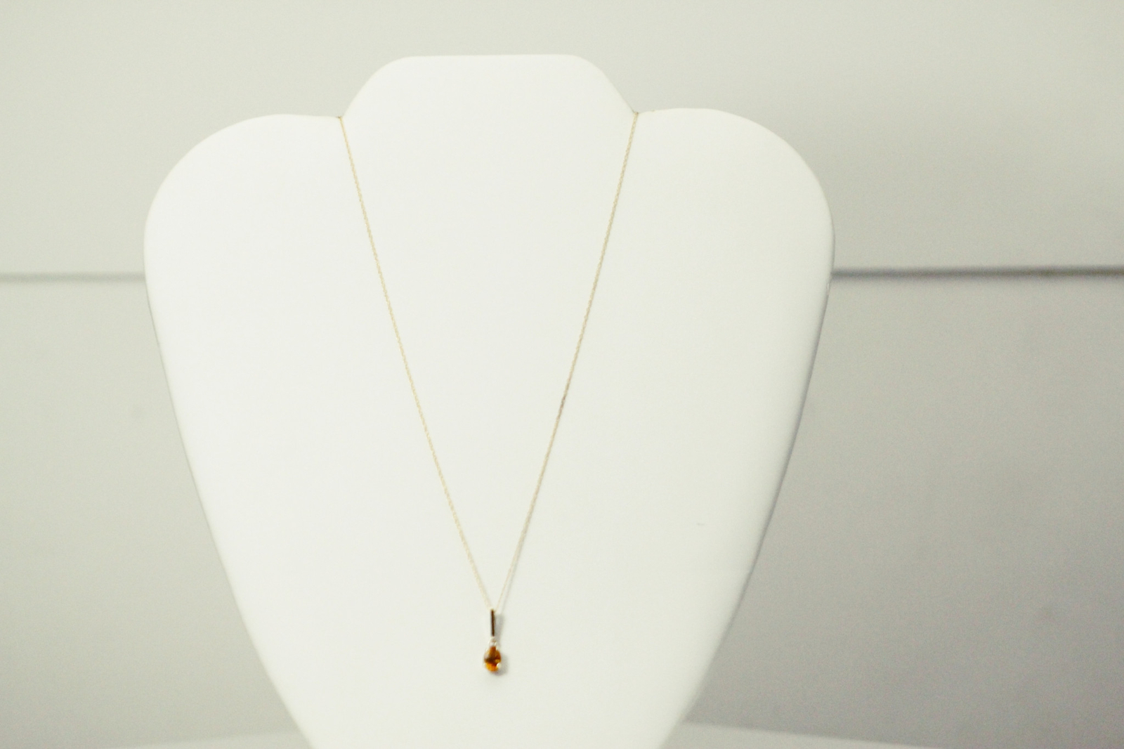 10k Yellow Gold 20″ Chain With a Teardrop/Pear Shaped Stone Pendant1.1G(NEC5162)