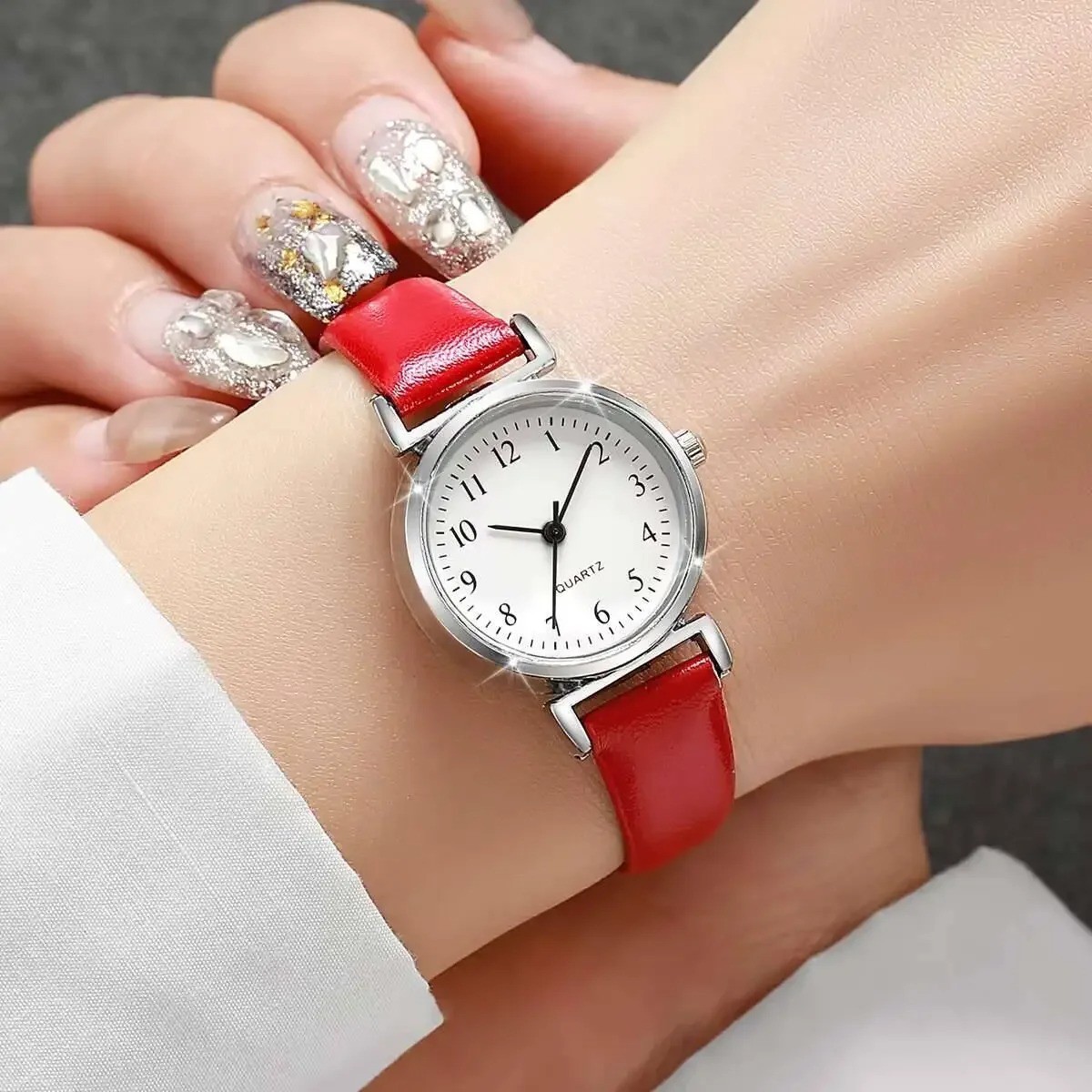 Small Dial Women’s Watch – Simple Leather Band, Analog Quartz Wristwatch,Fashion