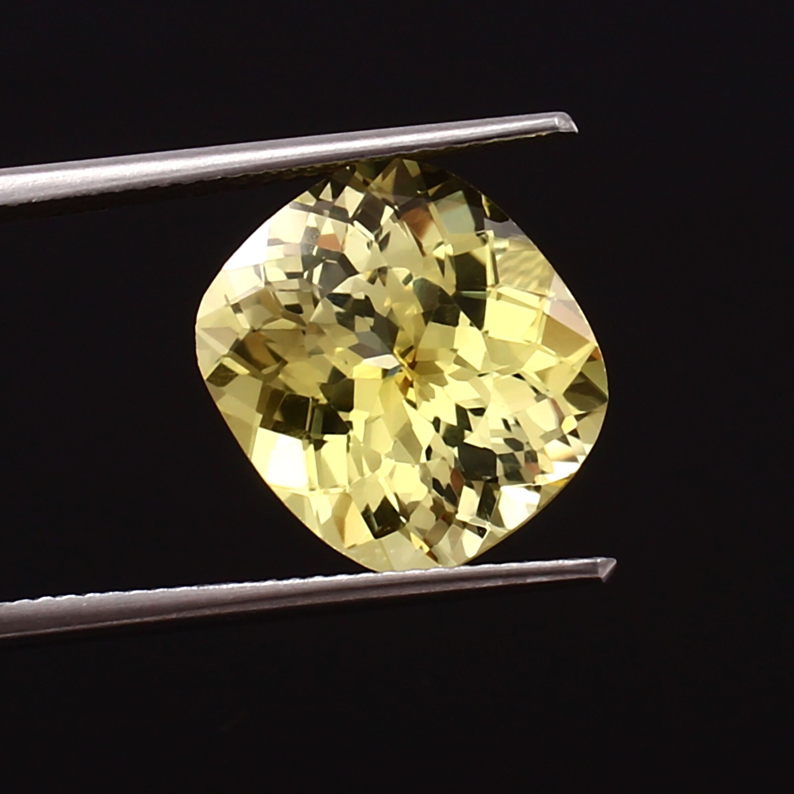AAA Natural Flawless Ceylon Yellow Sapphire Cushion Loose Gemstone Cut 10.00 Ct