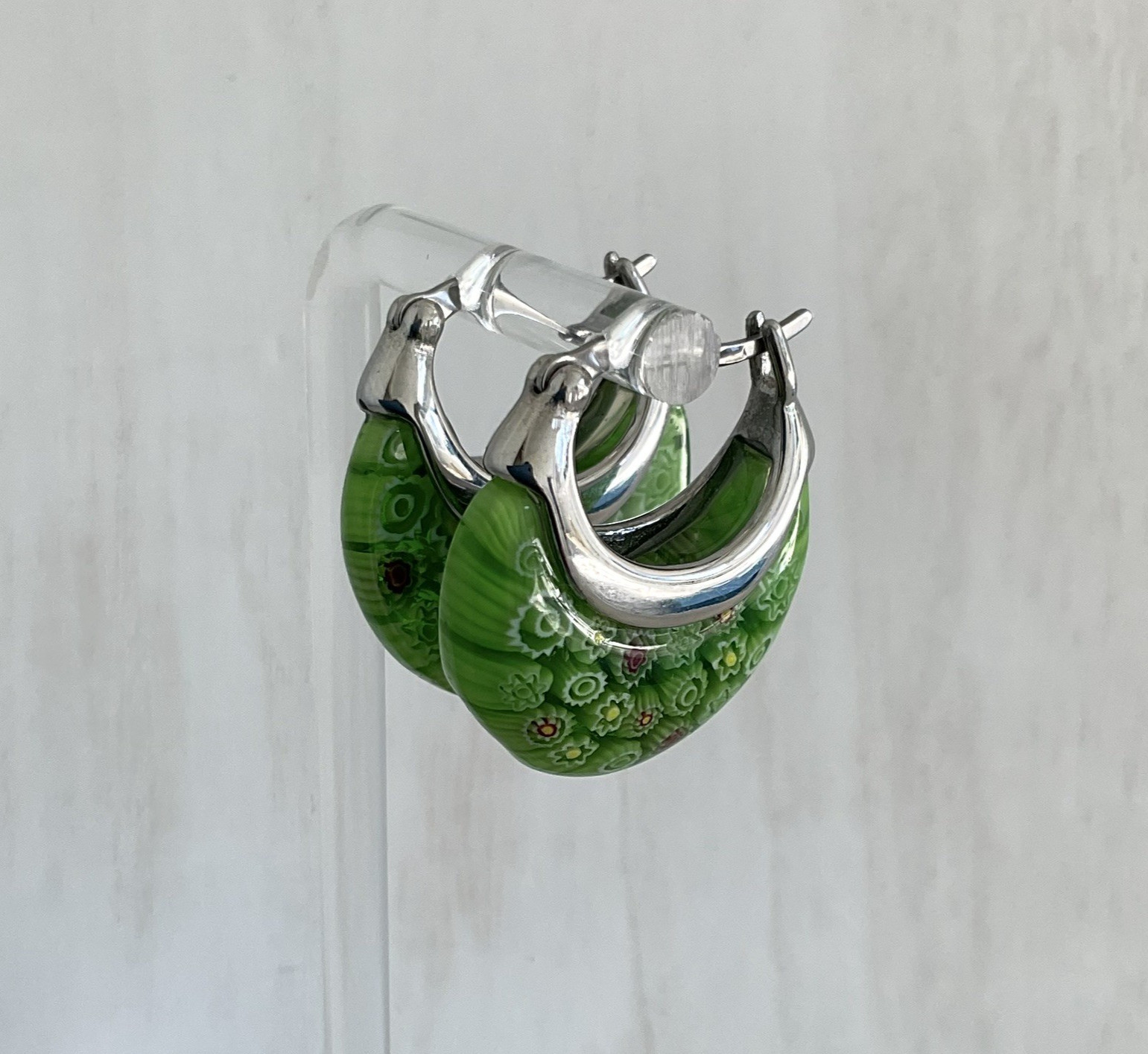 Green Murano Millefiori Style Daisy Glass 1″ Hoop Earrings Stainless Steel