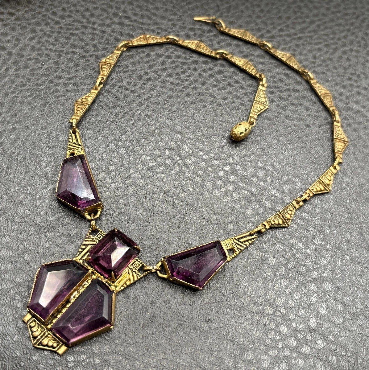 Vintage Art Deco Faux Amethyst Glass Gold Tone Ornate Chain Statement Necklace