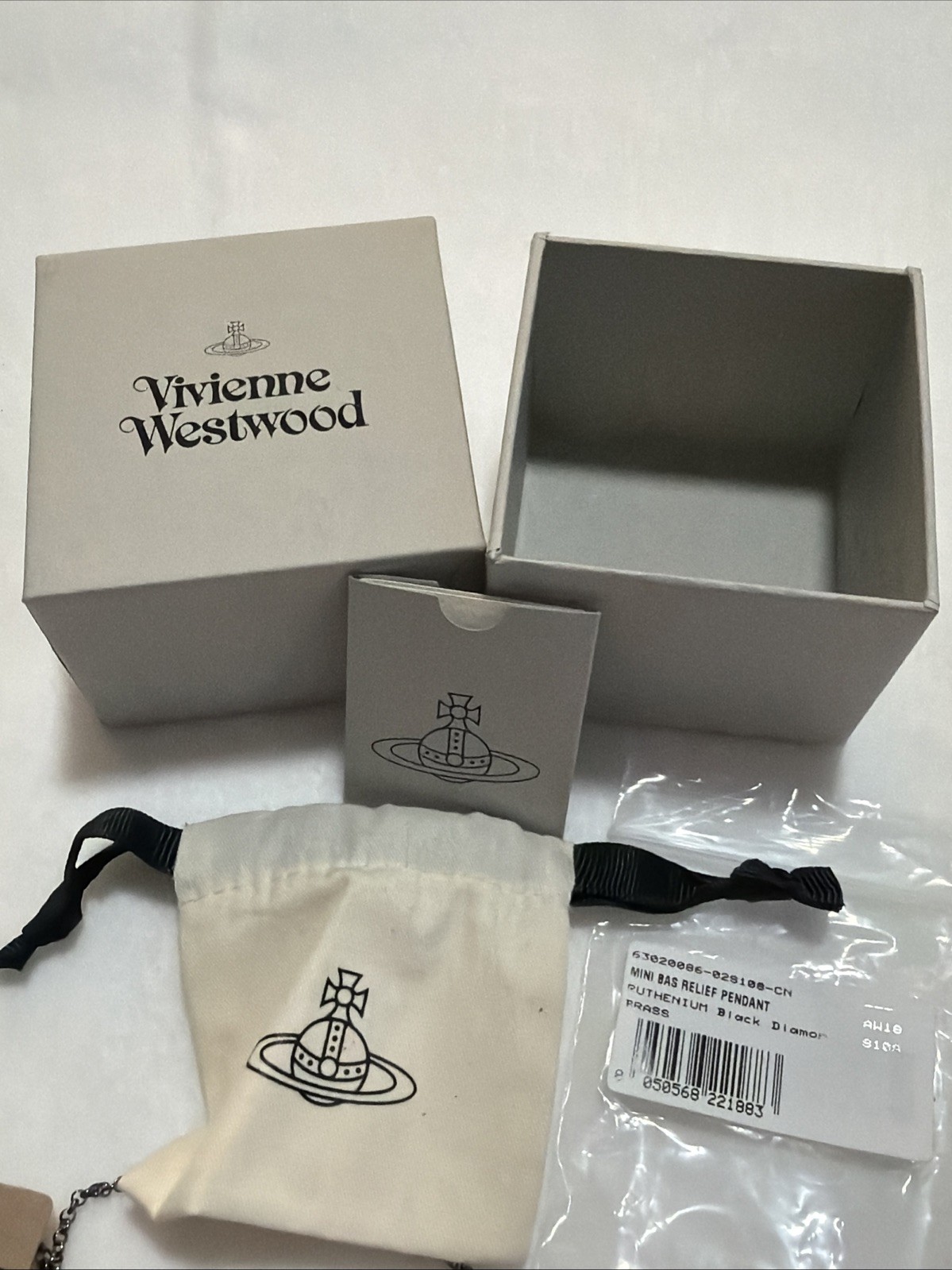 Vivienne Westwood Mini BAS RELIEF PENDANT Black Diamond Ruthenium 100% AUTHENTIC