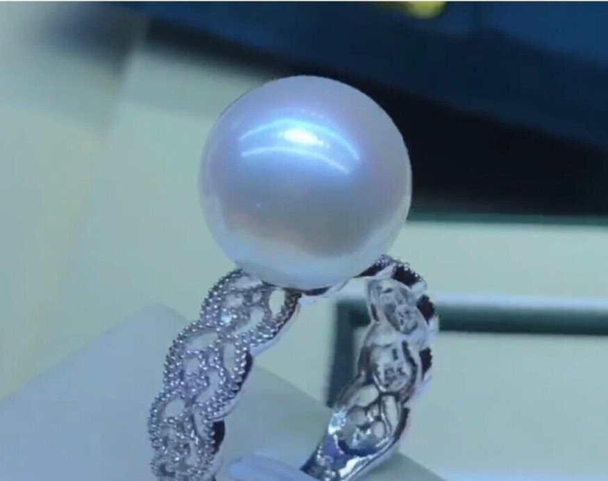 12.3mm Big South Sea White Pearl Ring High Cool Luster 18k White Gold Diamonds