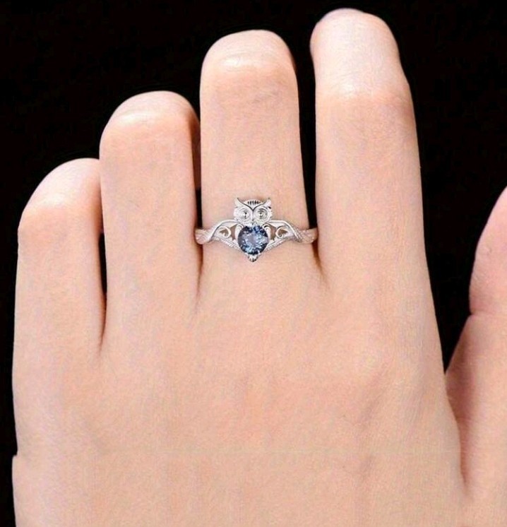 Silver-Plated Zinc Owl Design Ring Size 7 With Blue Round CZ