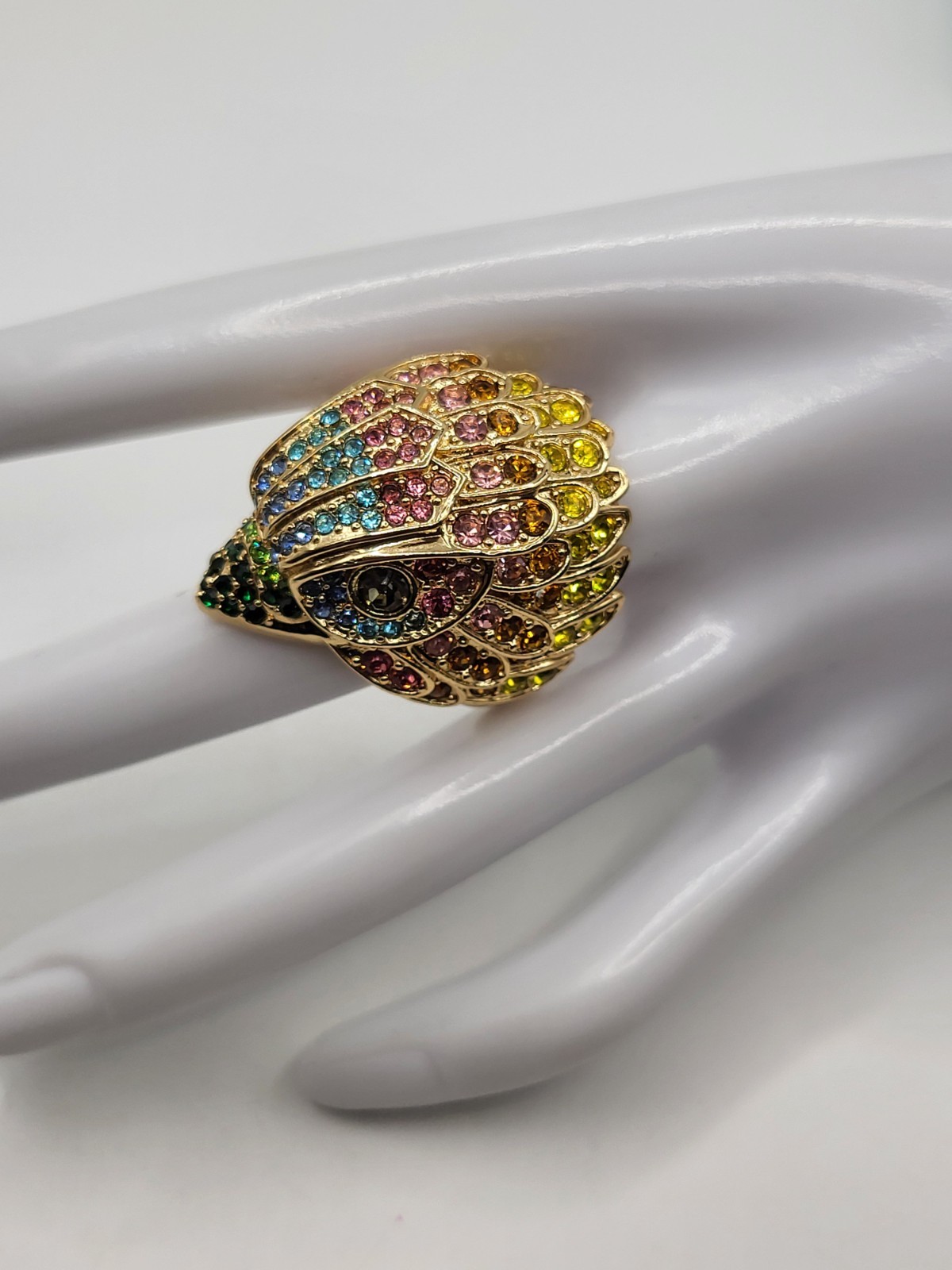 NIB KURT GEIGER London Multicolored Crystal Eagle Head Ring Sz 7 MSRP $148