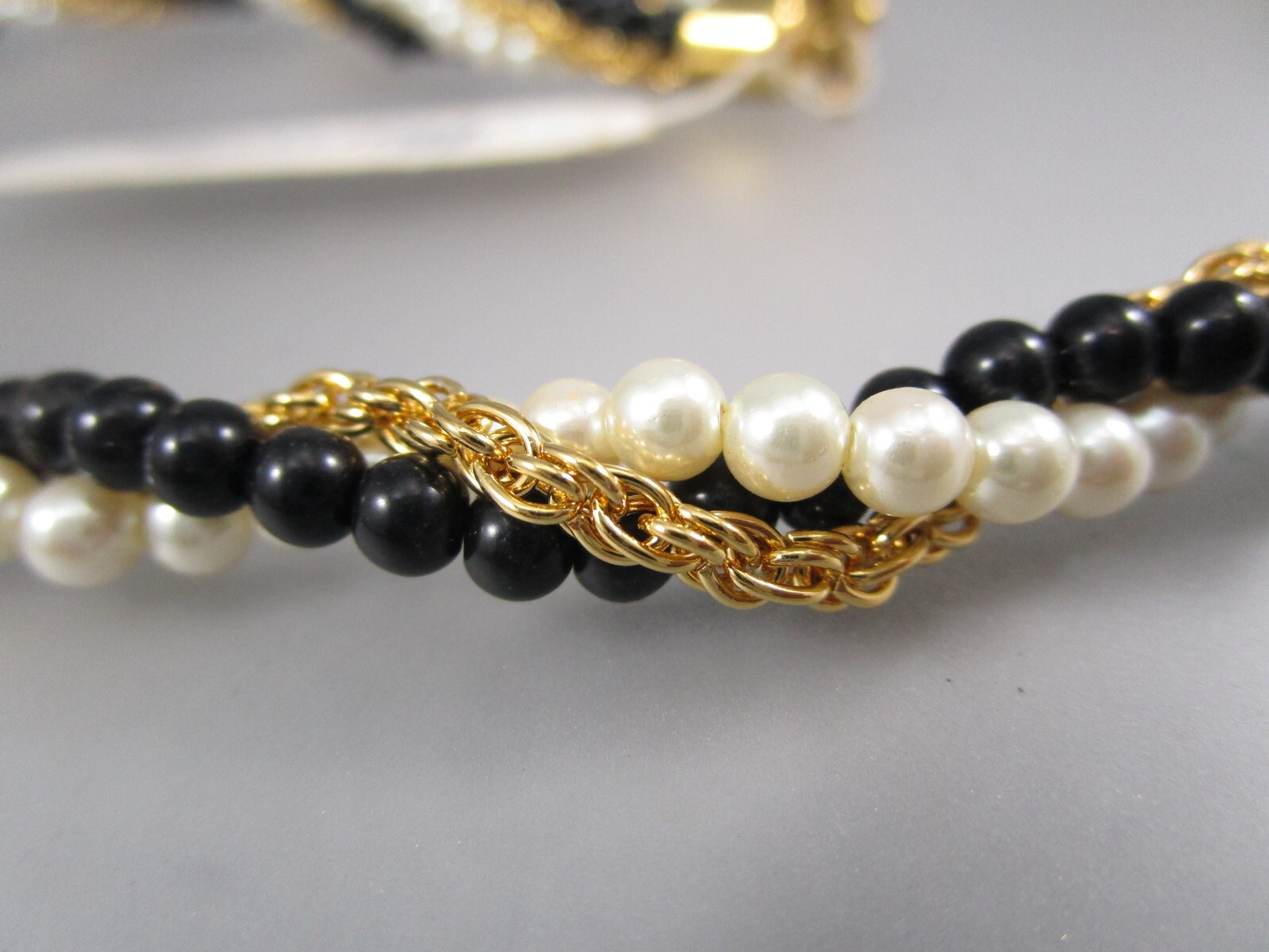 NOS Vintage MARVELLA Black Beads Gold Wrapped Chain Faux Pearl 24″ Necklace 8052