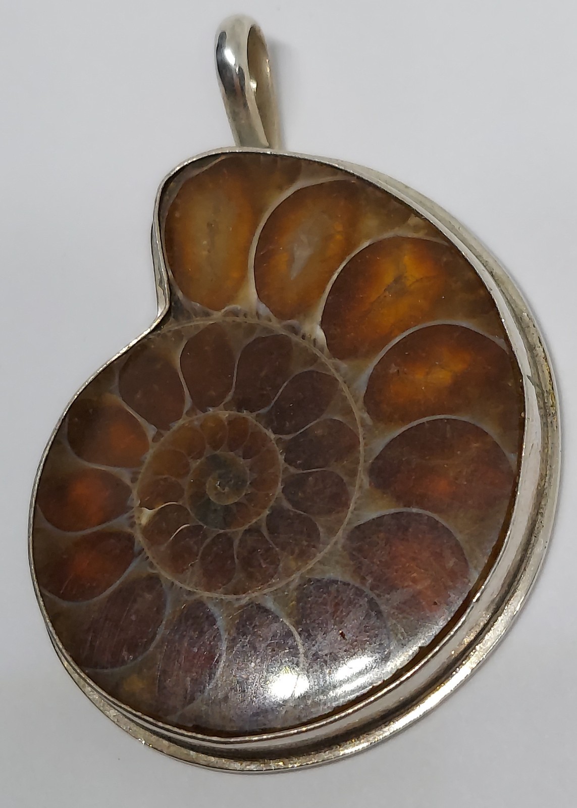 ALAN UCHIN Signed Modernist Studio Craft AMMONITE fossil PENDANT sterling silver
