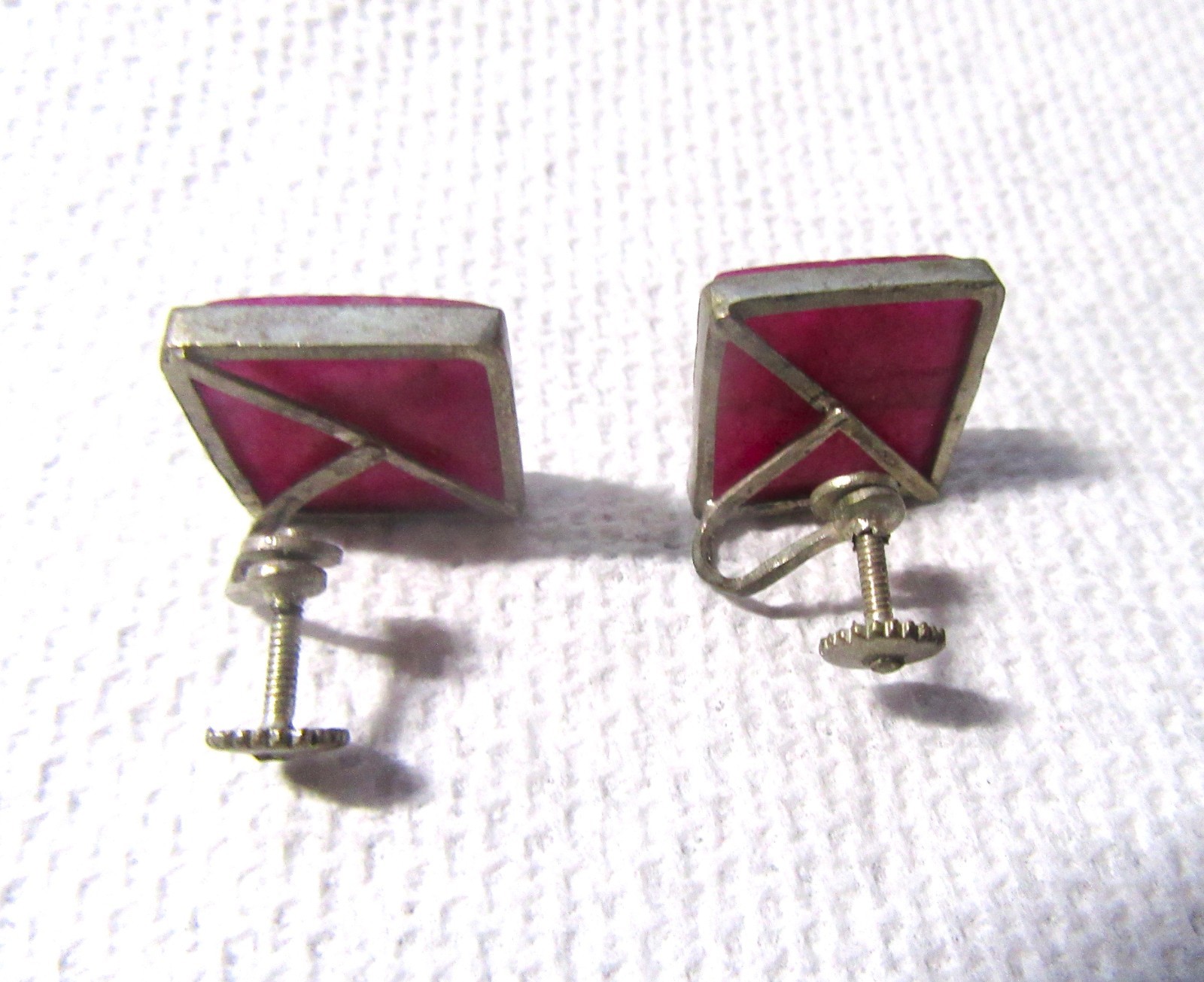 Vintage Fuchsia Chalcedony India Screwback Earrings Acid Tested as Silver