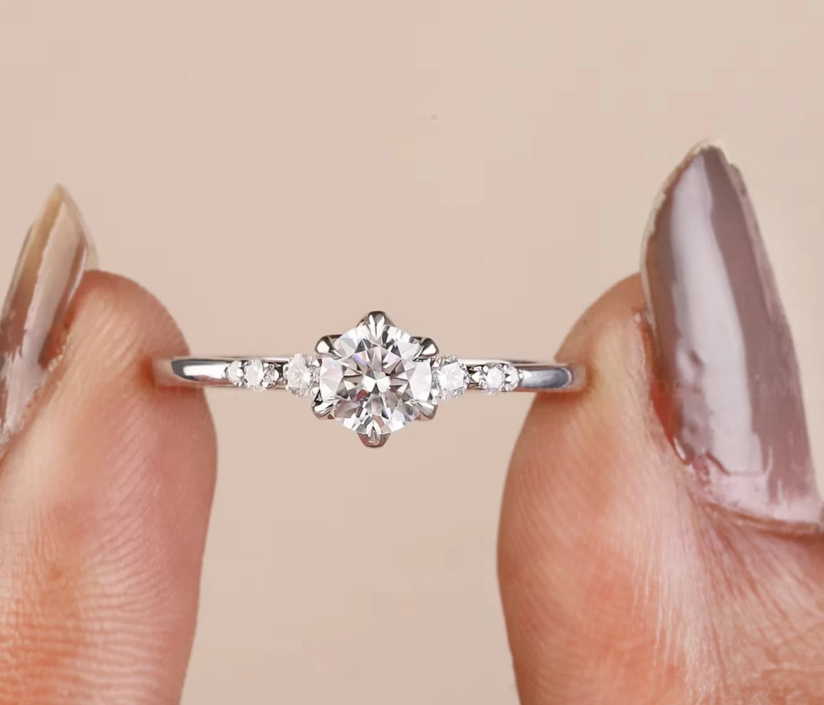 Diamond Ring Lab Grown Round Cut IGI Certified 14k White Gold 1.2 Ct VVS E F