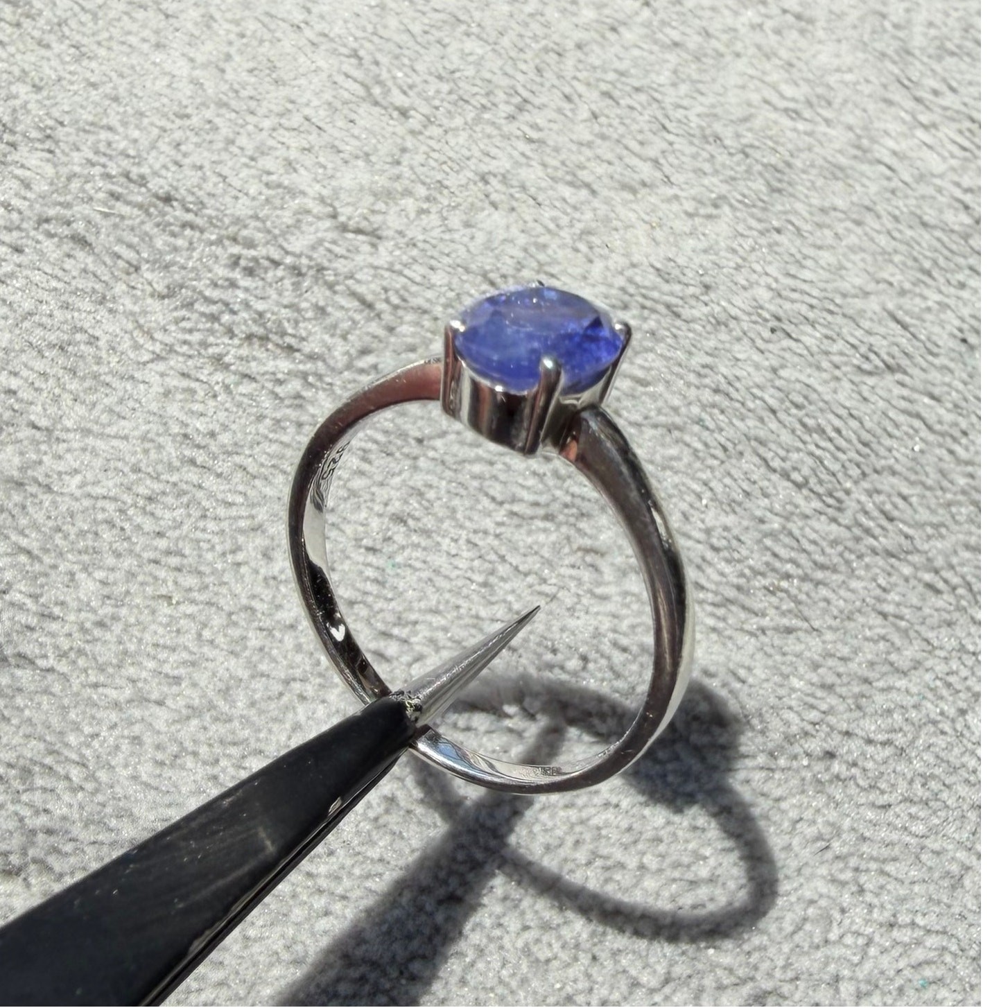 Stamped 925 Sterling Silver Natural Tanzanite Ring size 8