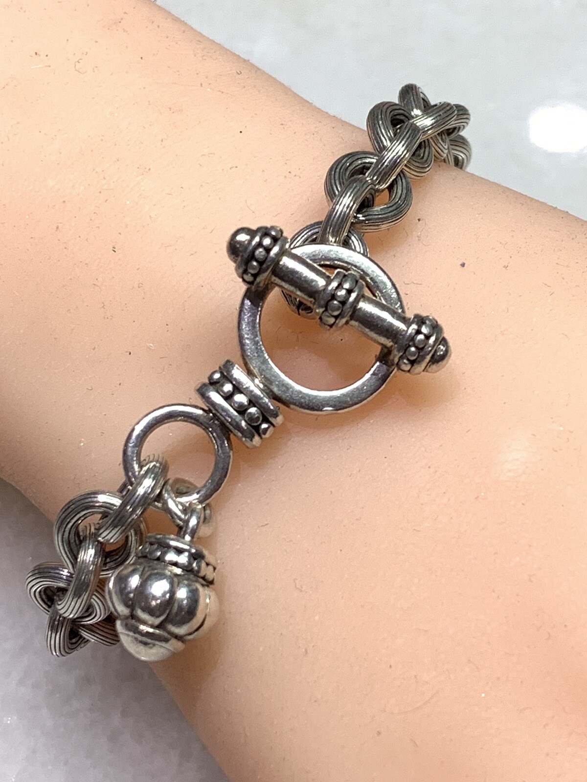 sterling silver 925 toggle clasp bracelet with Charm 7.5” Not Stamped /tested