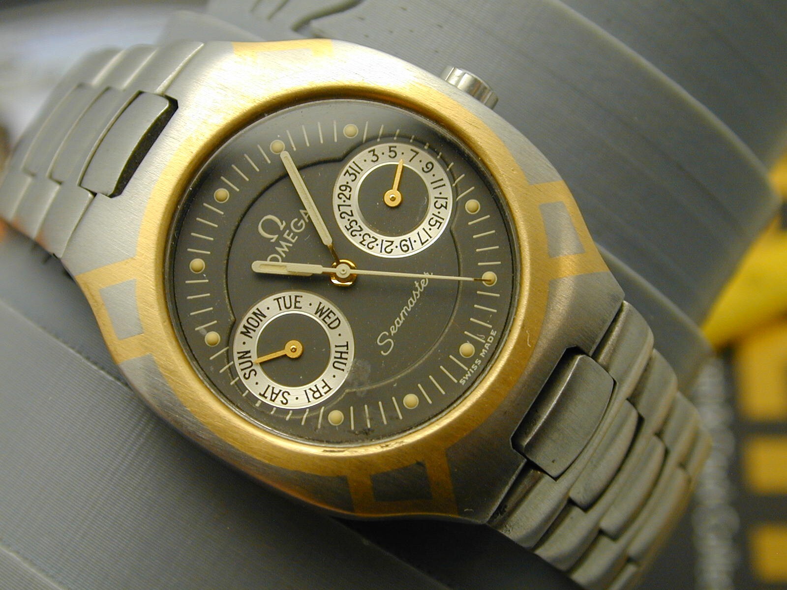 OMEGA SEAMASTER 18K AND STAINLESS STEEL AS PICTURED