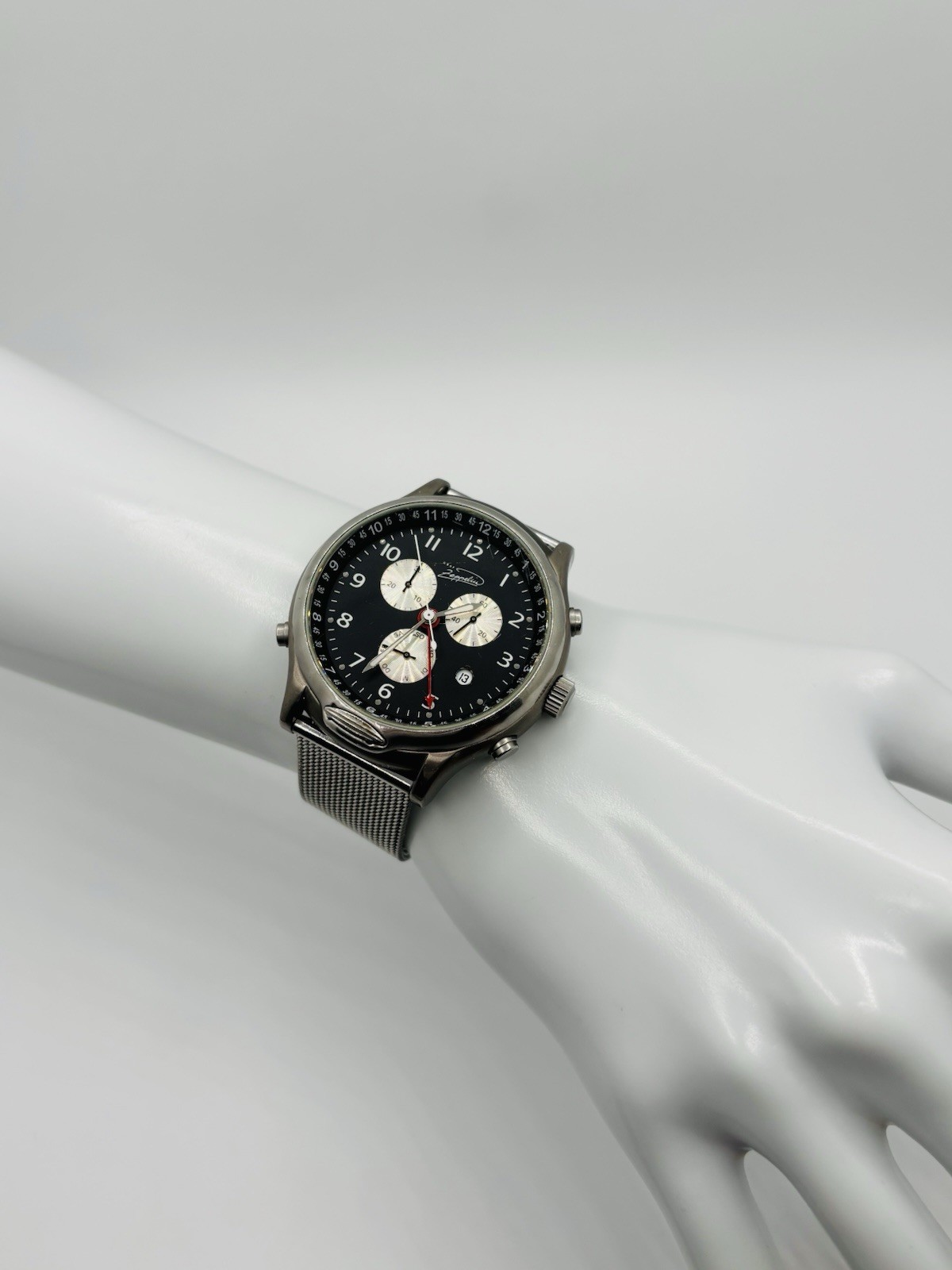 Vintage Graf Zeppelin Classic Line 7480/1876 Titanium GMT Dial Watch German Made