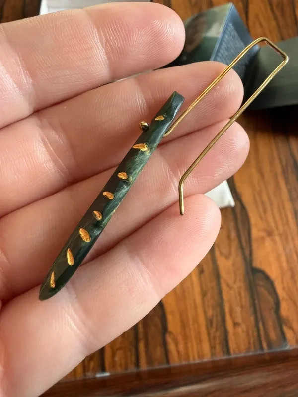 Beautiful Pounamu New Zealand Jade Earrings – Artisan Hooks