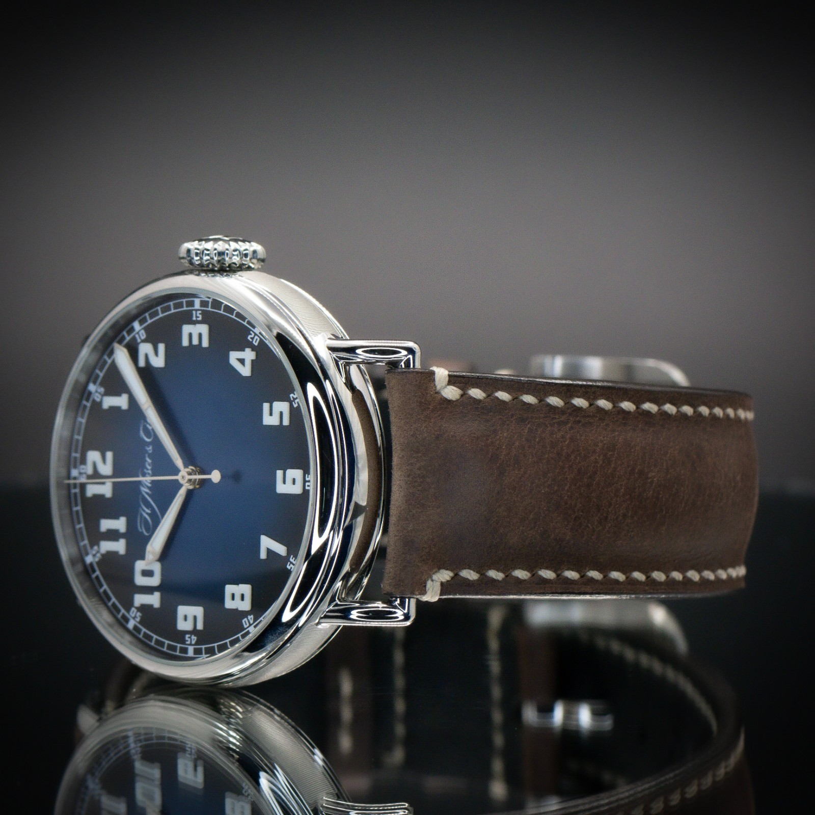 H. Moser & Cie. Heritage Centre Seconds Funky Blue FULL SET 42mm REF 8200-1201