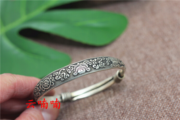 National wind literary retro folk Chinese handmade Miao silver bracelet 1piece