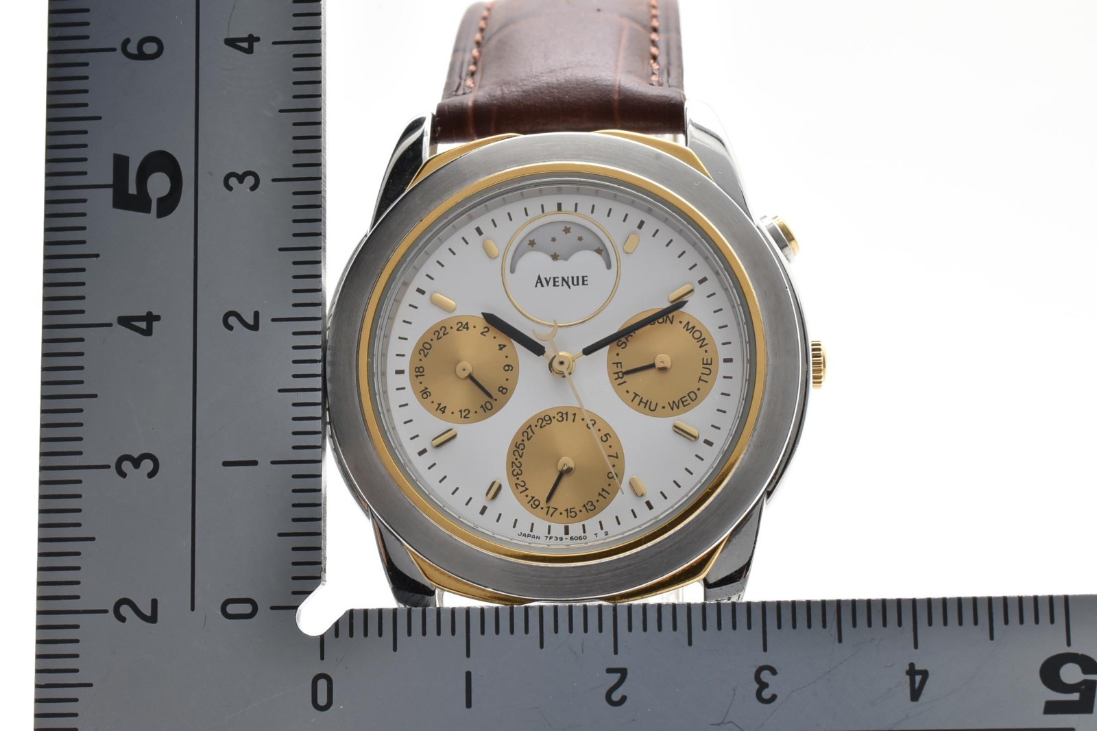 SEIKO Avenue 7F39-6080 Moon phase Day Date 34mm Vintage Quartz Men’s Watch JAPAN