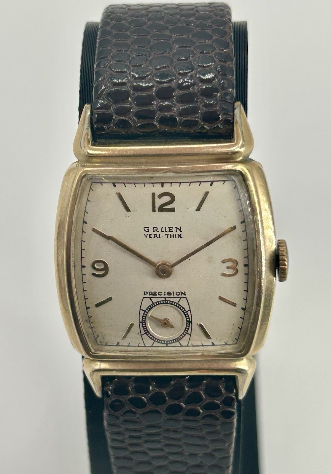 Vintage 1941 Gruen Veri-Thin Precision 17J Gold Filled Manual Wind Watch Running