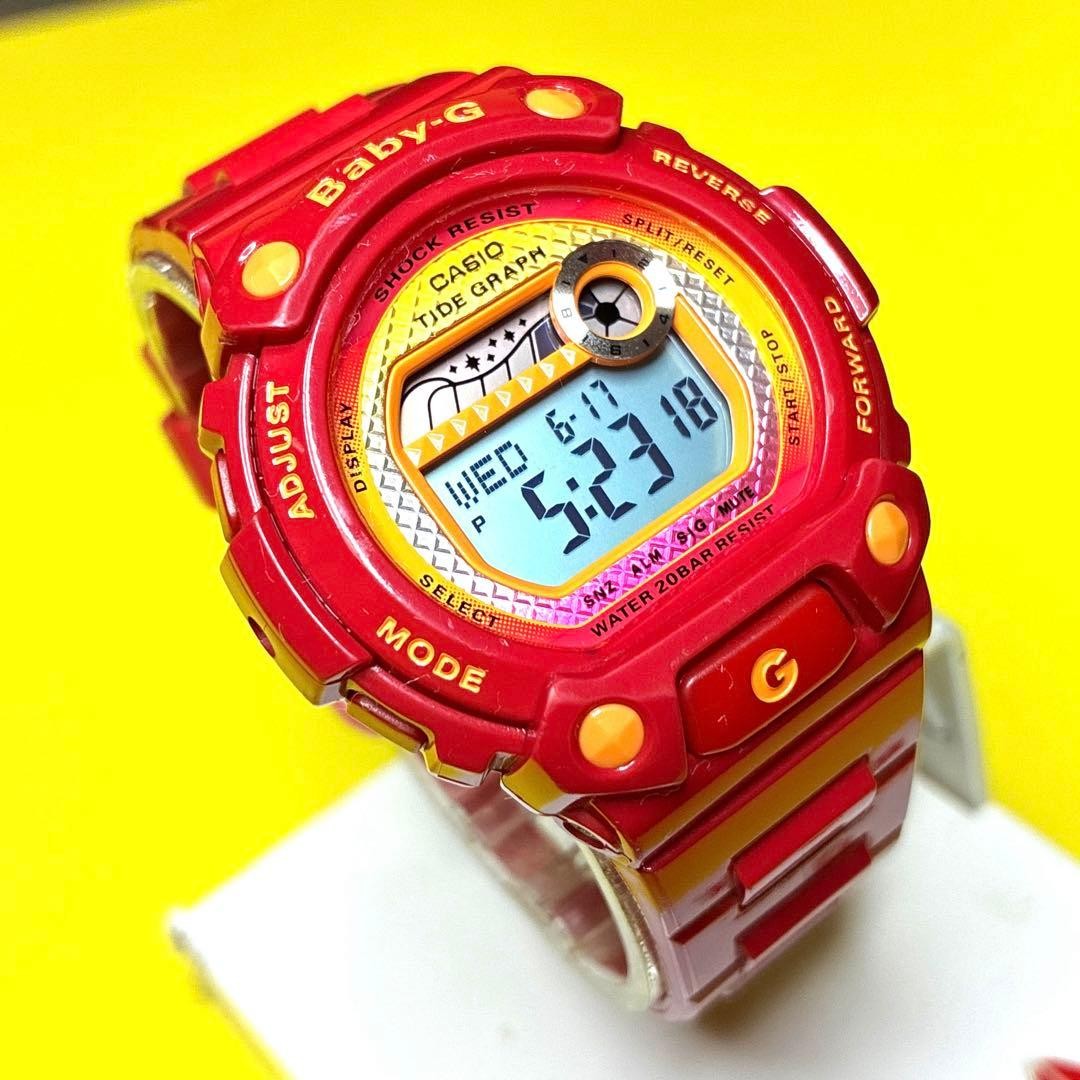 Surfing Fishing CASIO BABY-G ladies’ wristwatch