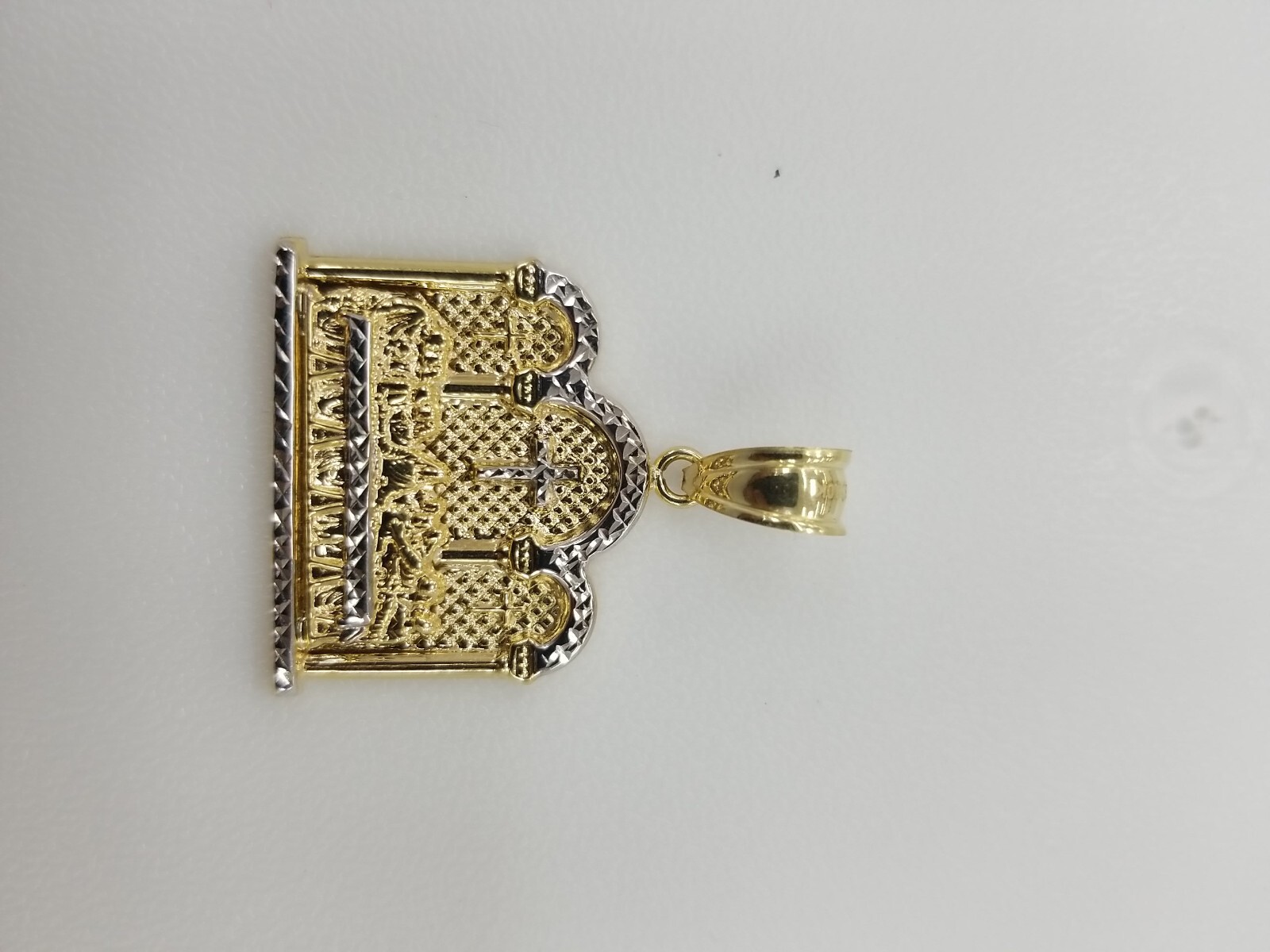 10KT Gold Last supper 2Tone pendant 6mm Bail 100% genuine Gold, New 4.3 grm