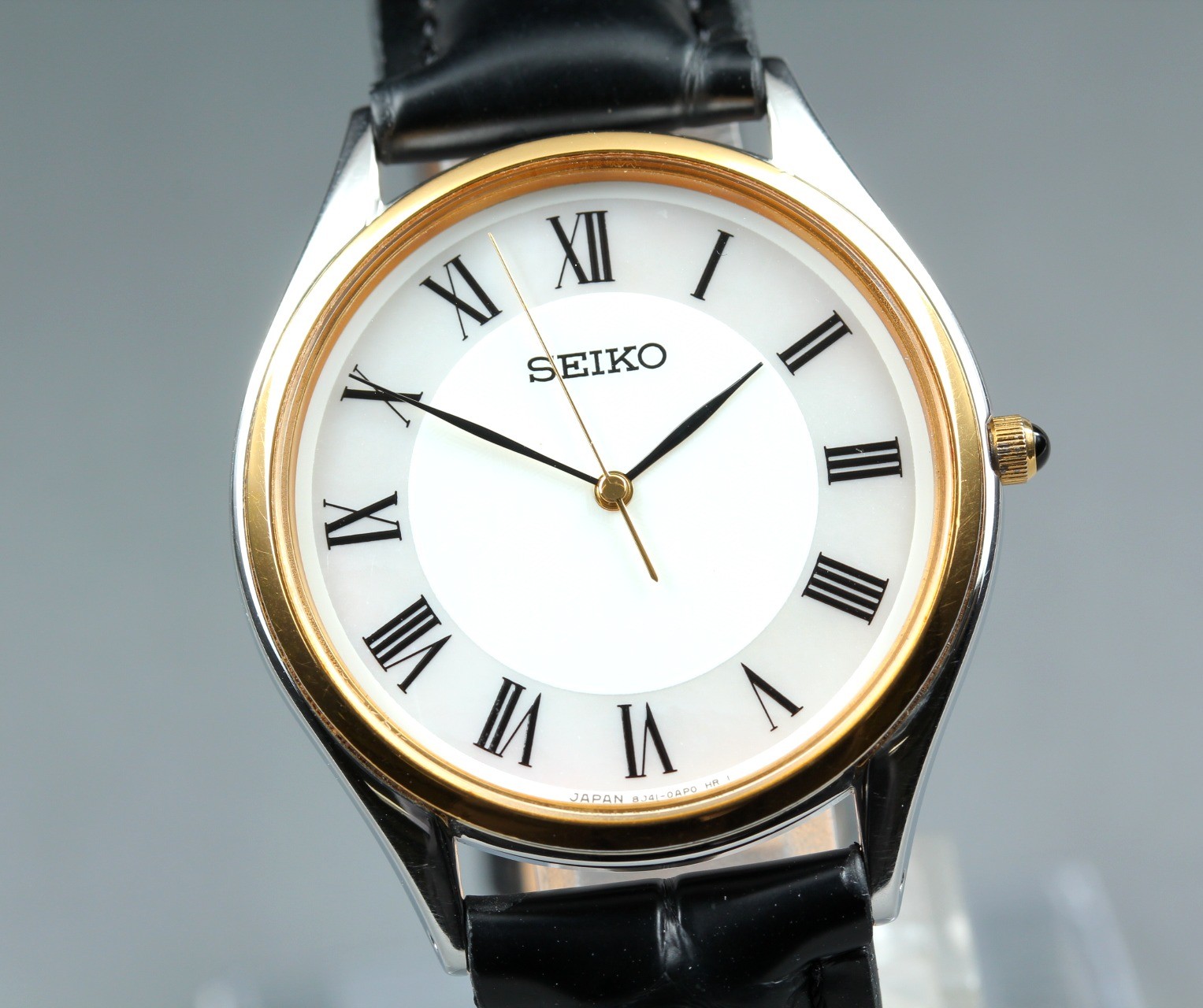 1995 [Near MINT] Seiko Dolce 8J41-0AJ0 33mm Gold Roman MOP HAQ Quartz Mens Watch