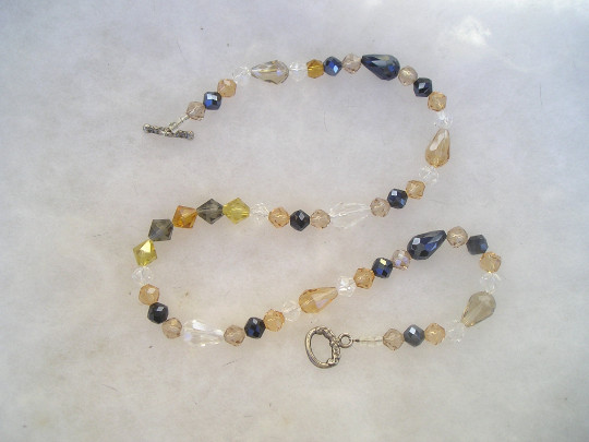 Lovely Multi Crystal Black Clear Gray Yellow Toggle Necklace
