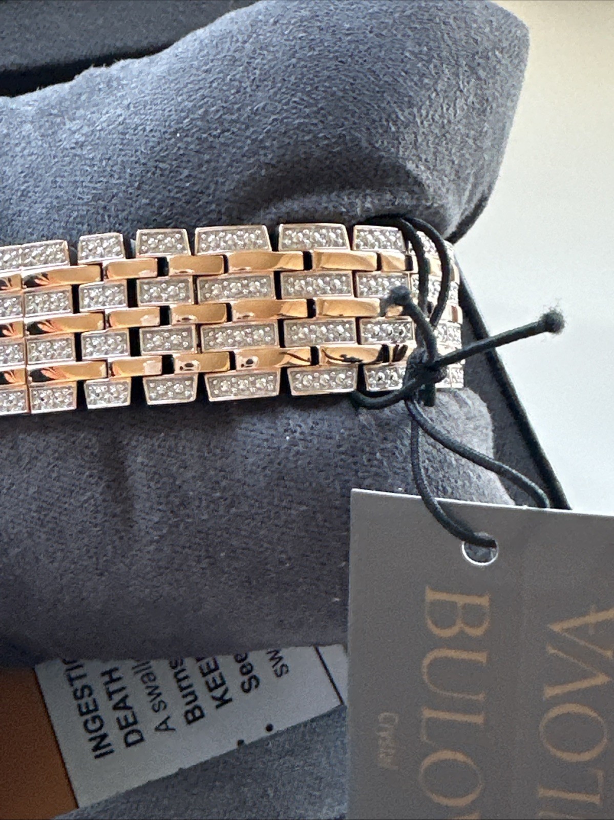 Bulova Quartz Women’s Pave Dial Crystals Rose Gold Watch 32mm 98L235