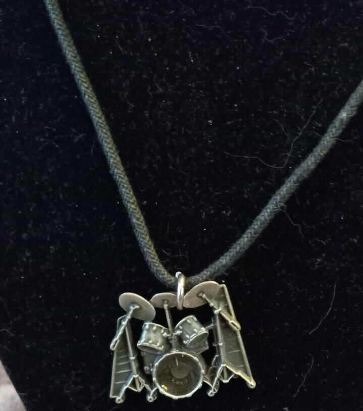 Future Primitive Silver tone Drumset Necklace 18″