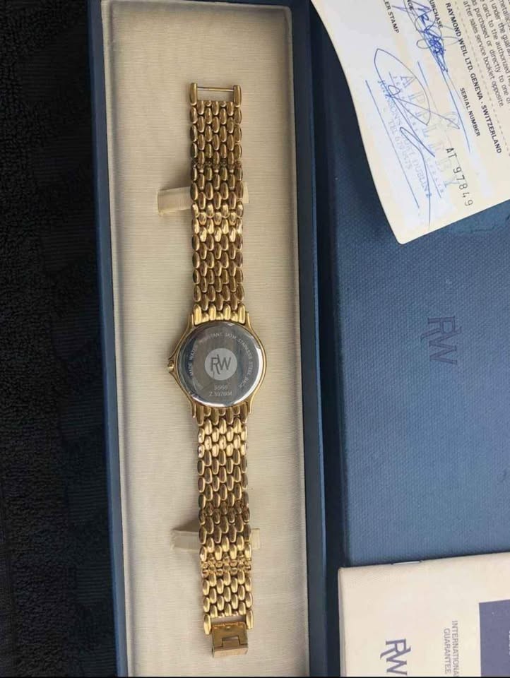 vintage raymond weil gold watch