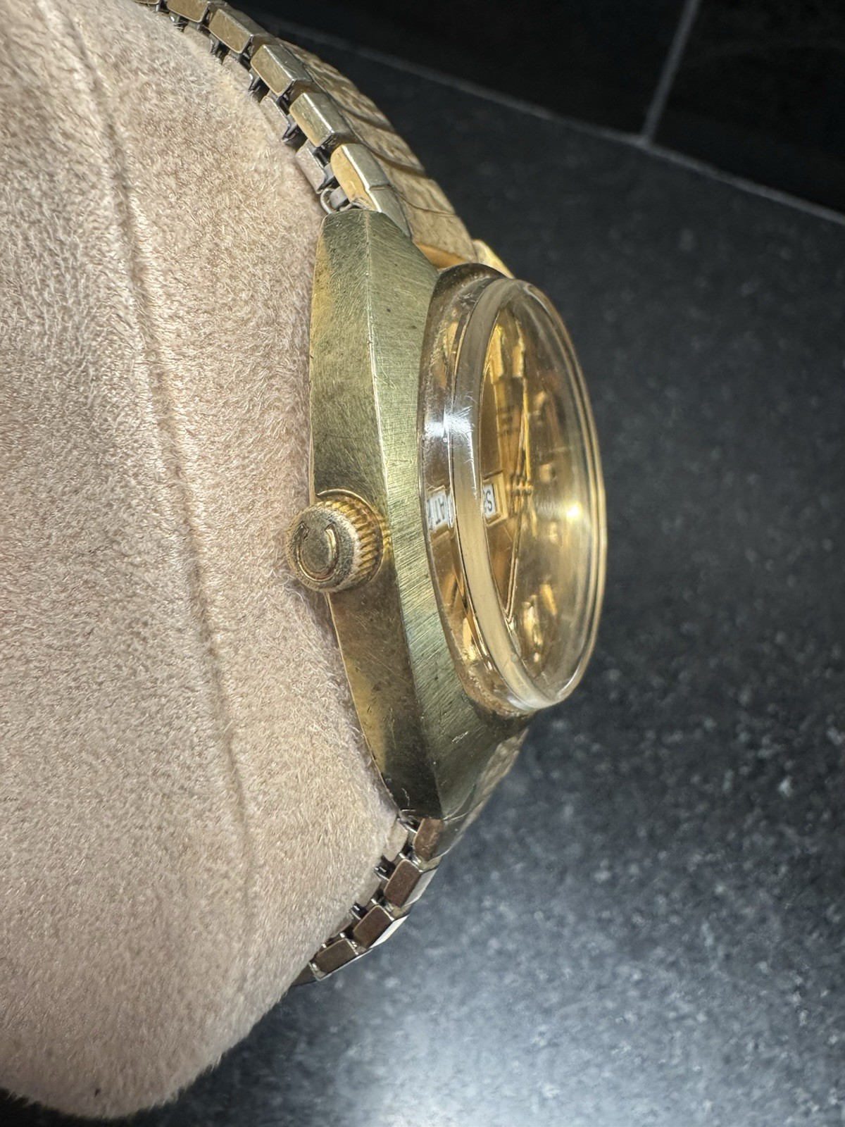 Caravelle Set-O-Matic Automatic Water Resistant Swiss Made