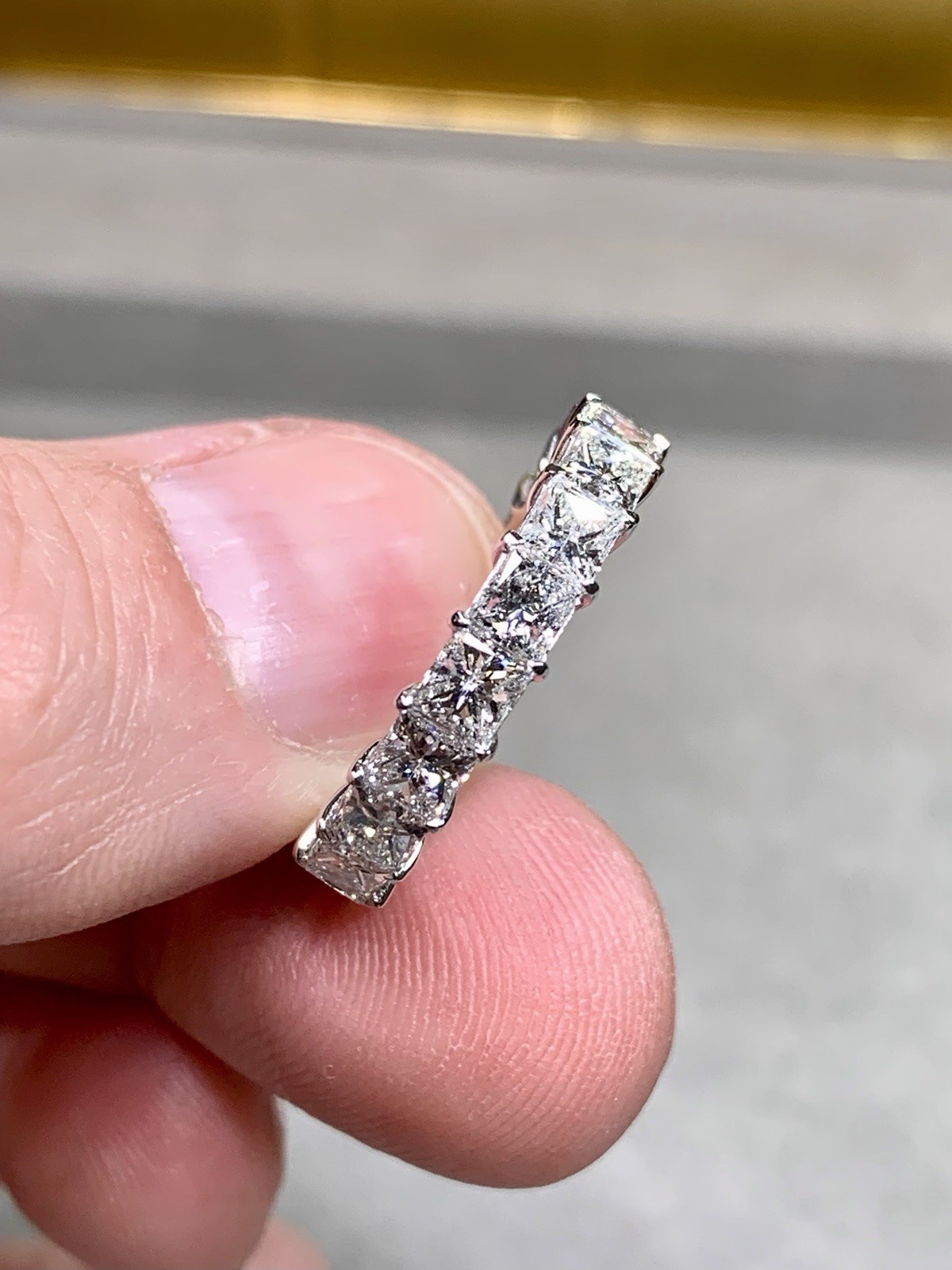 Estate Platinum Princes Diamond Shared Prong Eternity Band 4.4mm Sz 7 5.70ctw
