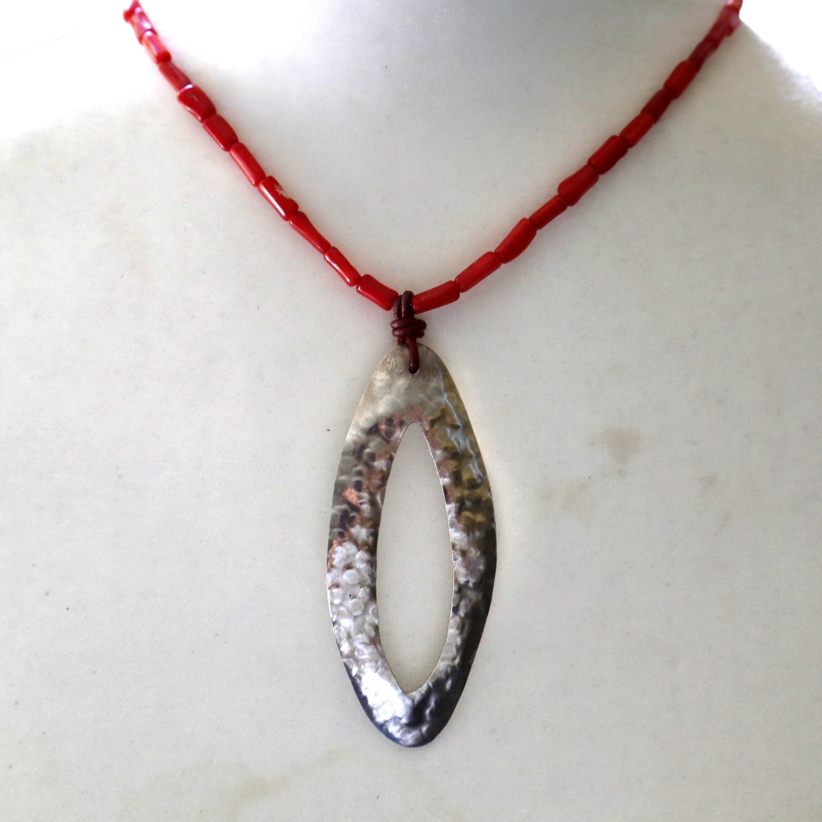Silpada Necklace Hostess Only Red Bamboo Coral Beads Silver Oval Pendant N1167