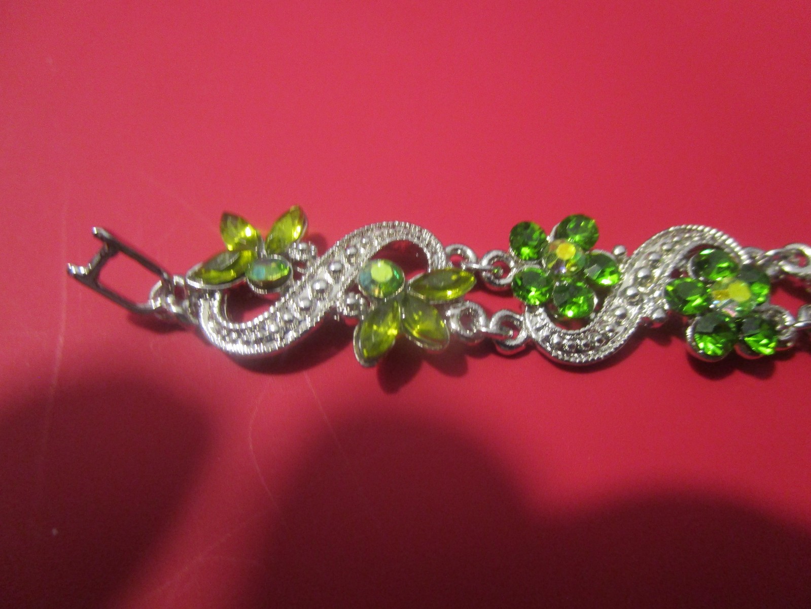 nice bracelet 7in