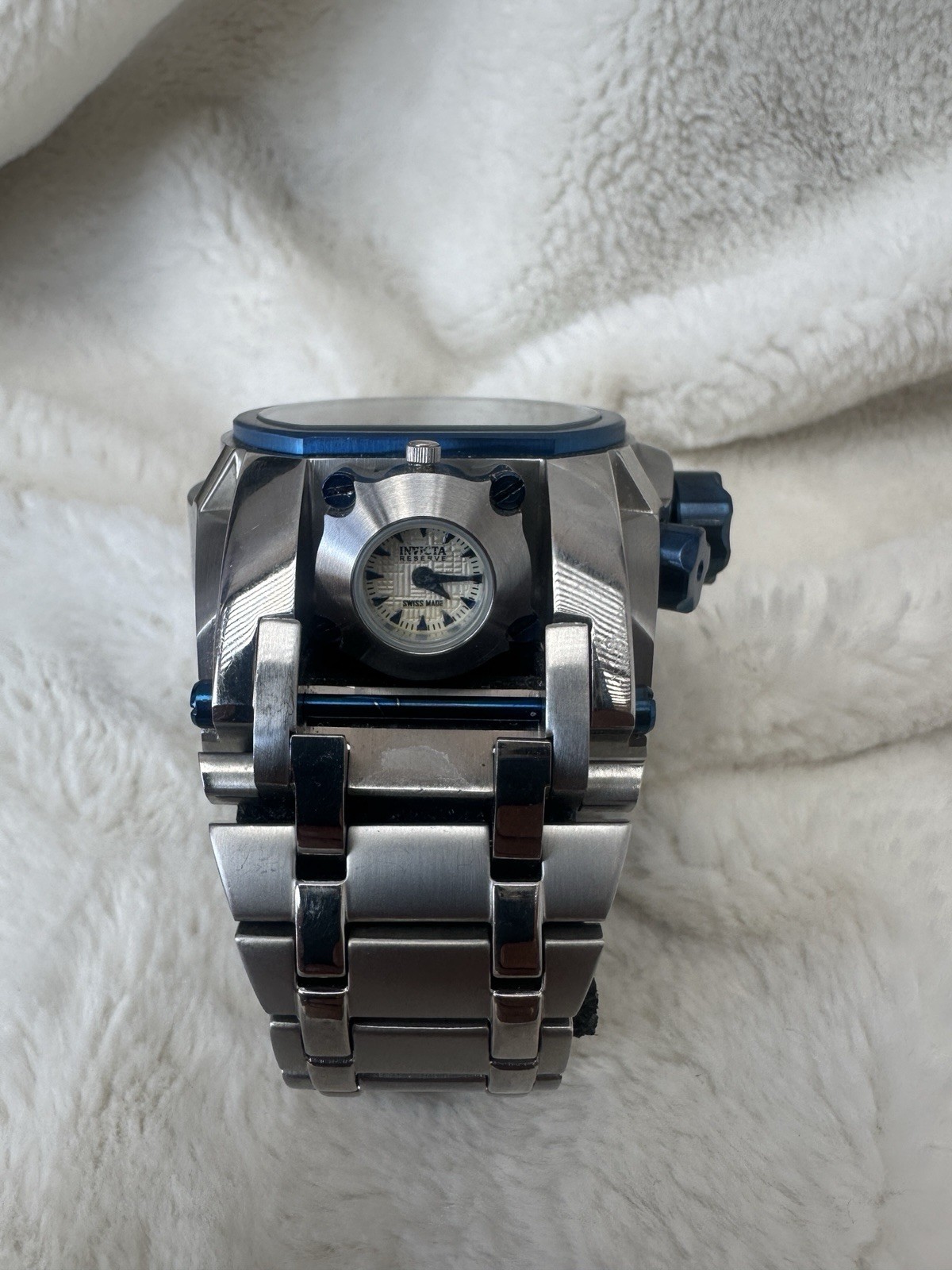 Invicta Bolt Zeus Reserve Chronograph Quartz 200m SS Blue Bezel w/ Box