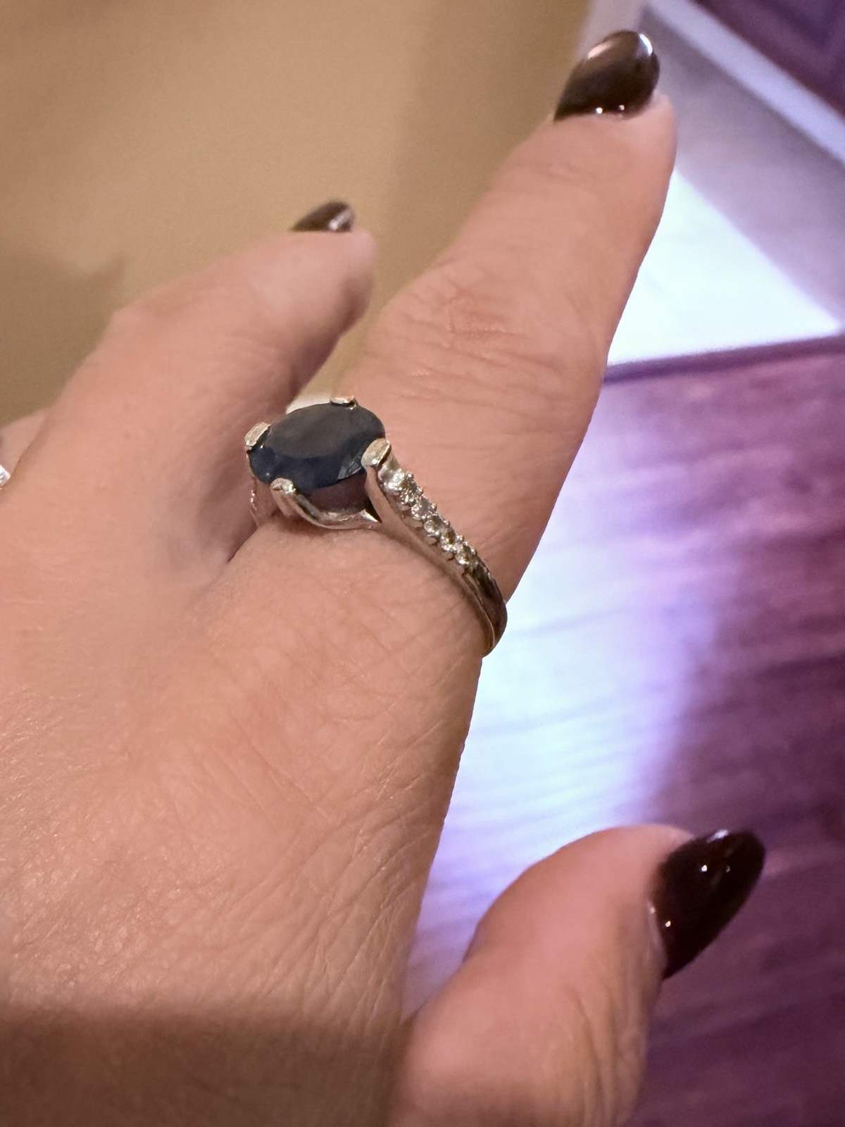 14k White Gold Natural Oval Sapphire & Diamond Accents Ring – Size 7