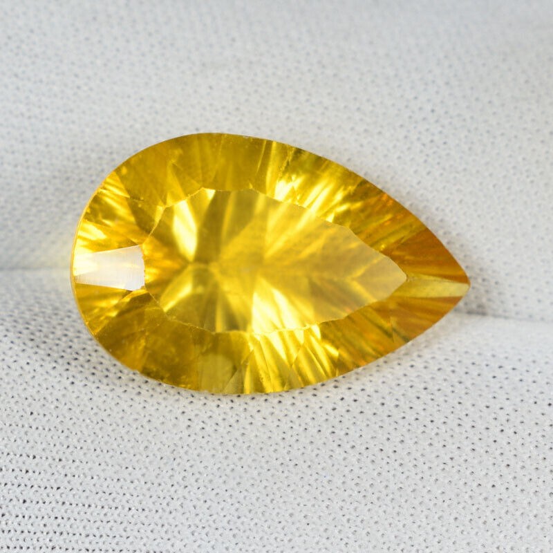 12.07 ct LUSTROUS_YELLOW NATURAL FLUORITE GEMSTONE Concave Cut See Vdo BX1