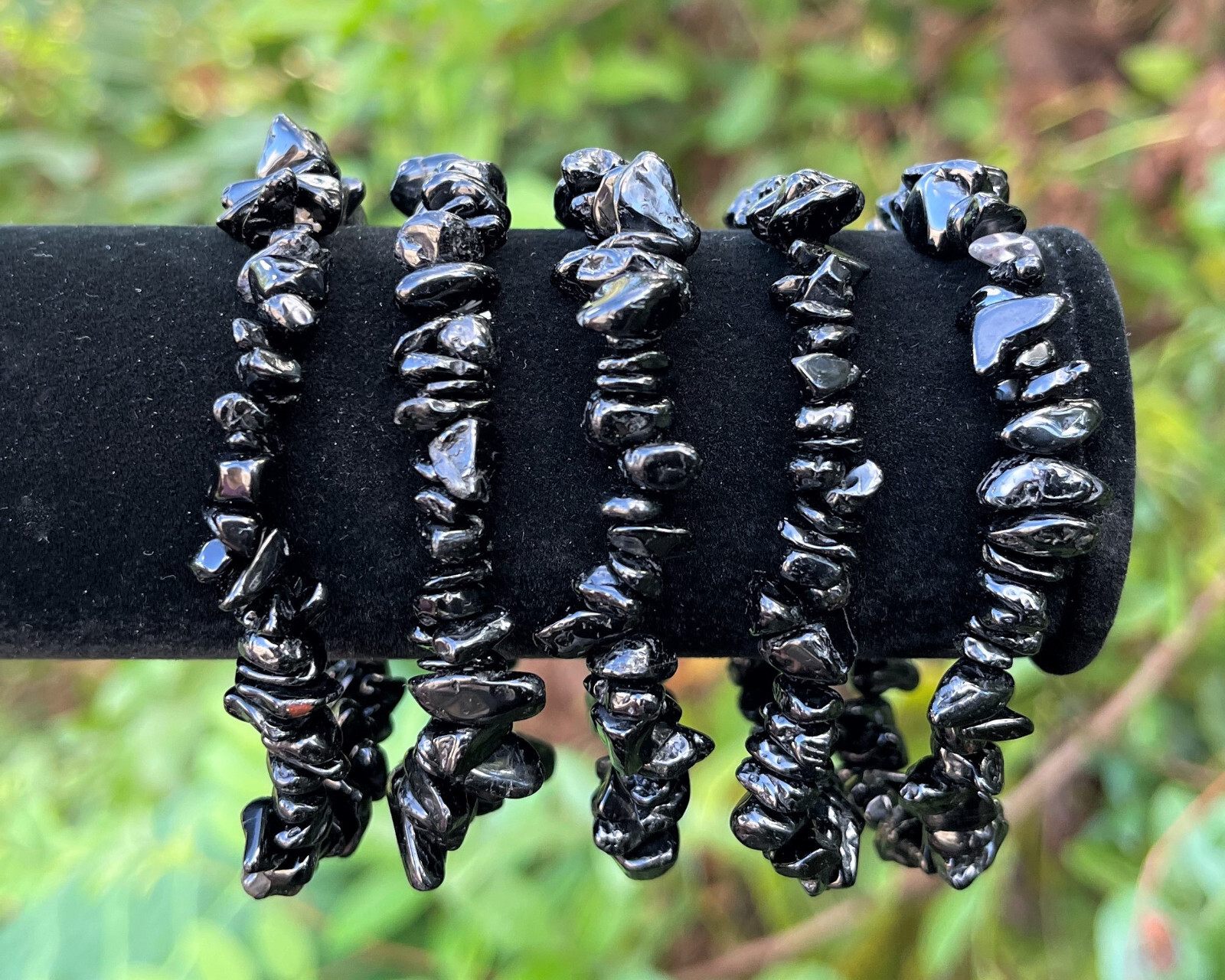 Black Tourmaline Chip Bracelet, Gemstone Chip Crystals (Stretchy – US Seller)