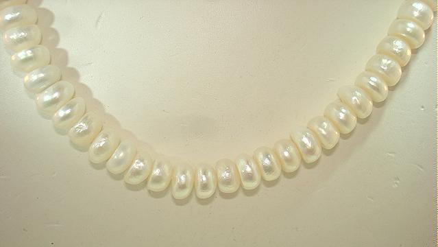 7.5MM CULTURED FRESHWATER WRINKLED WHITE BUTTON PEARL NECKLACE YGP CLASP 17.0″
