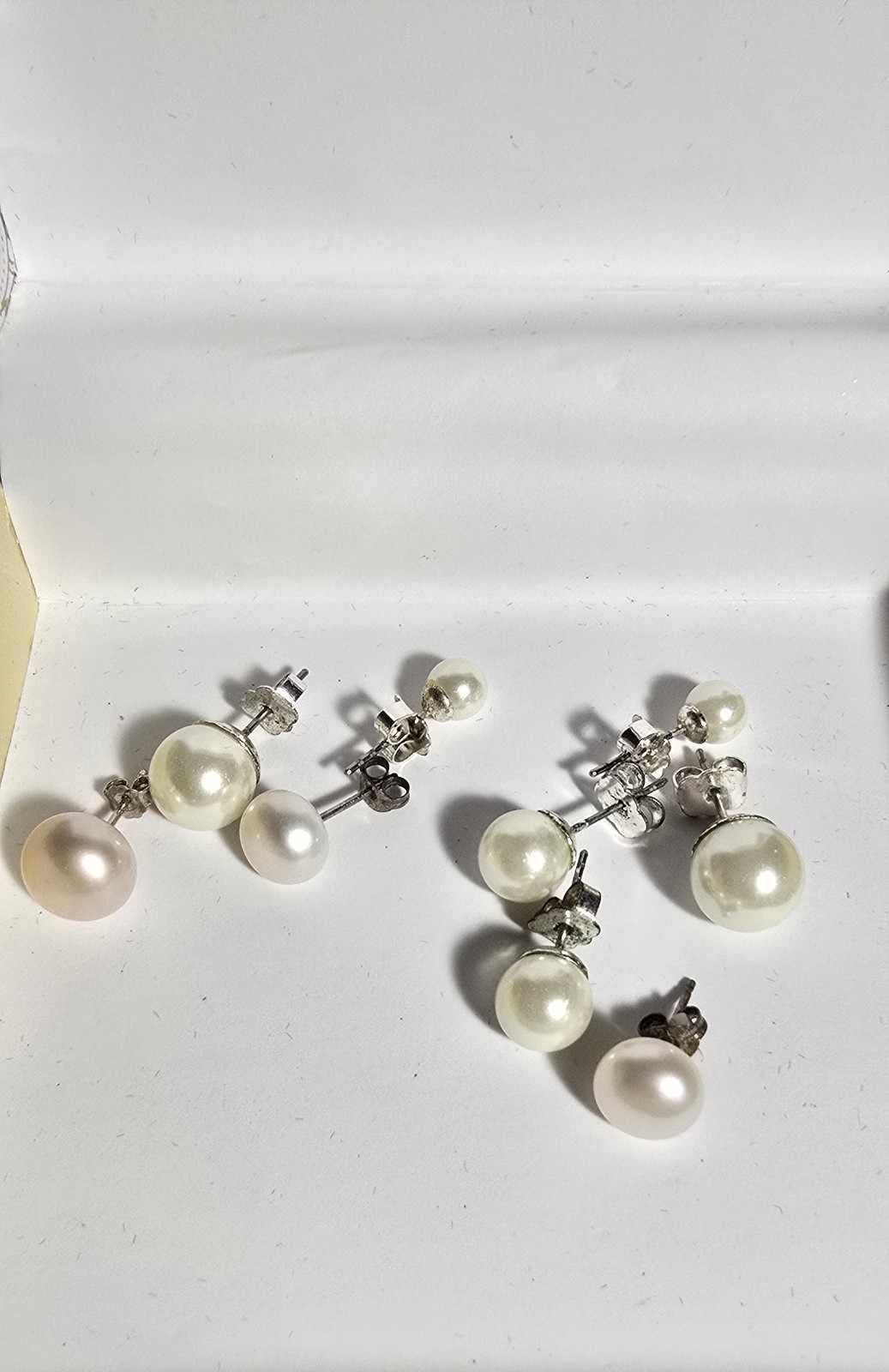 14K Yellow Gold 9-9.5mm White Freshwater Pearl High Luster Stud Earrings