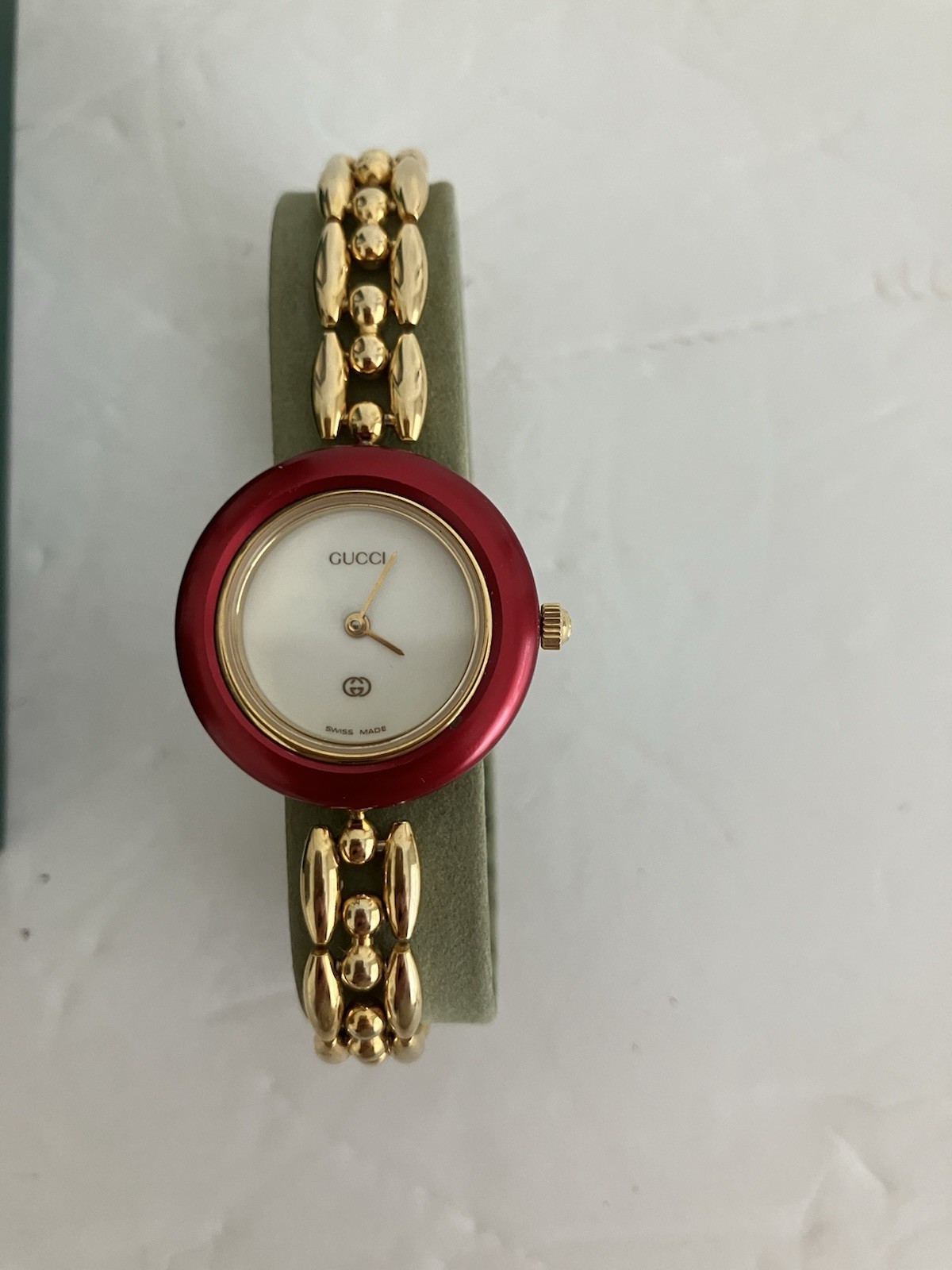 Vintage GUCCI Change Bezel 6 Color 11/12 Gold Watch! New Battery & Serviced!