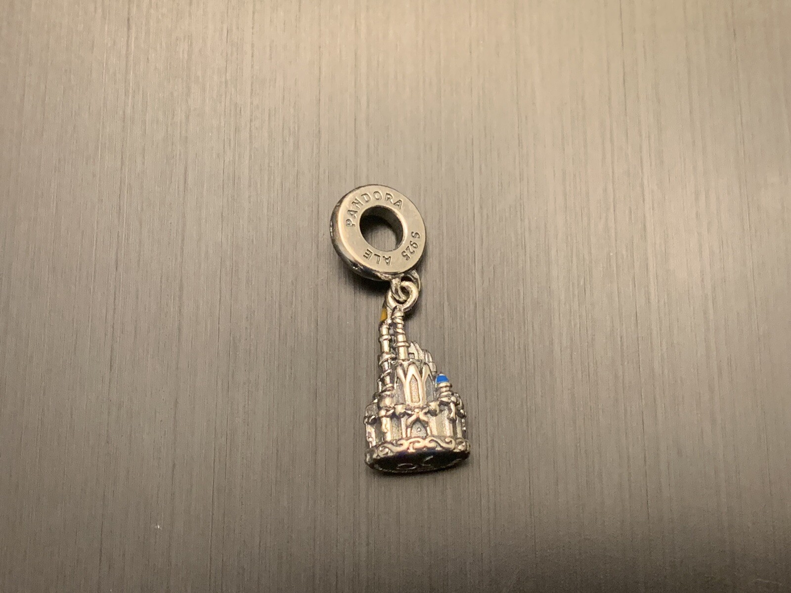 Genuine Pandora Walt Disney World 50th Anniversary Cinderella Parks Castle Charm
