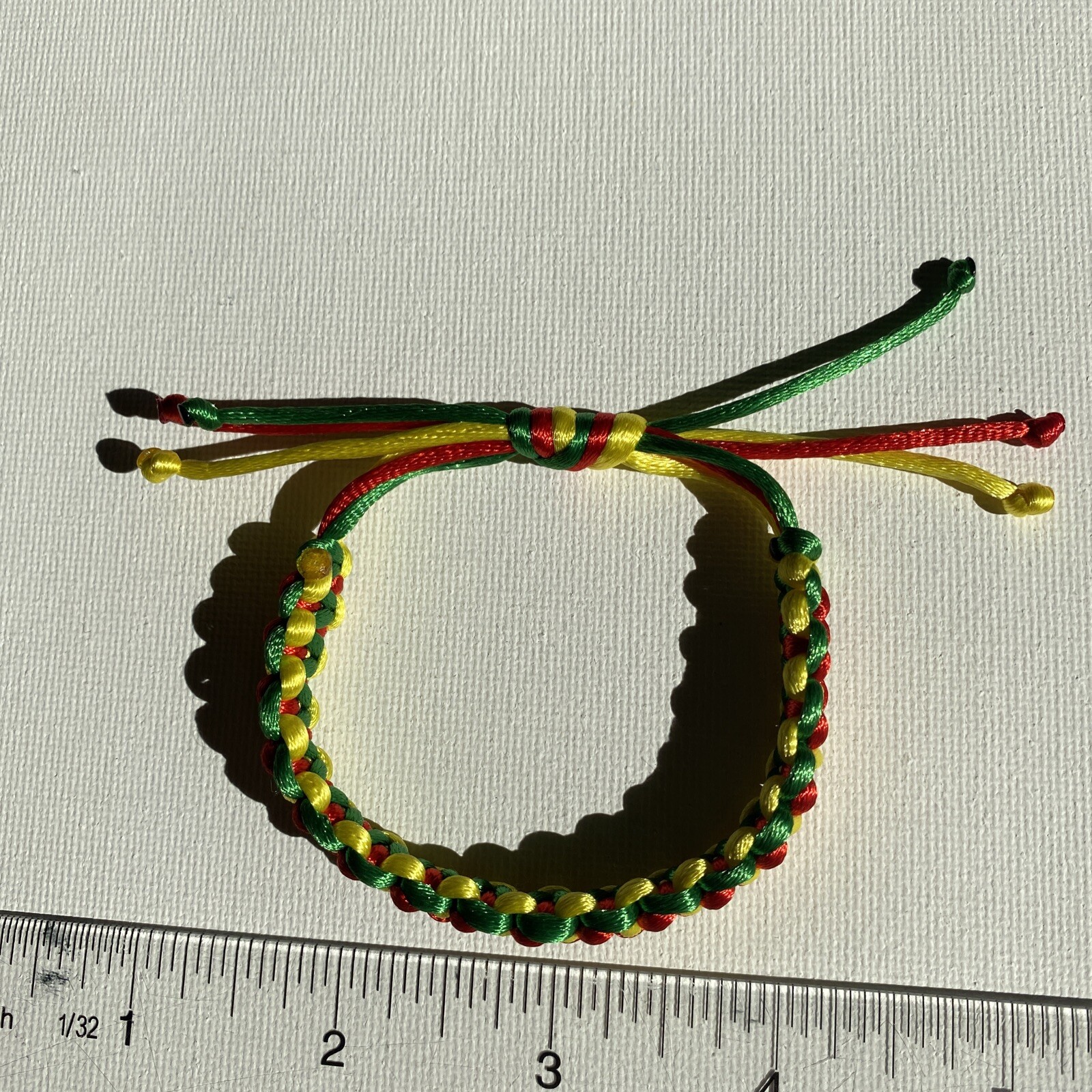 CAMEROON Bracelet GREEN RED YELLOW Satin Rattail Cord Shamballa Nylon Macrame