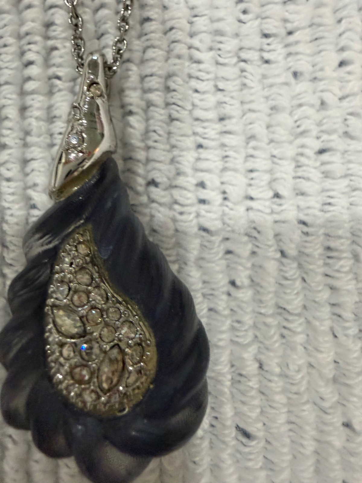 Alexis Bittar frosted Lucite Paisley & Crystal Necklace